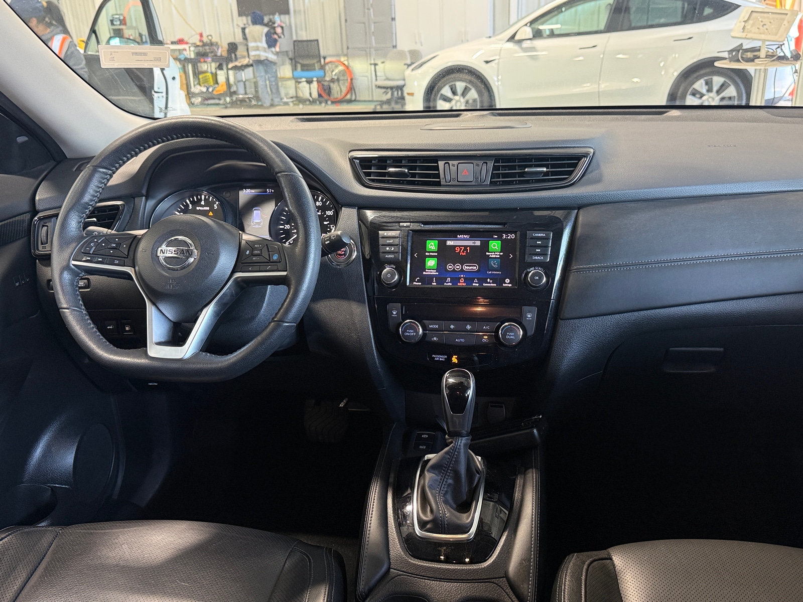 Thumbnail: 2020 Nissan Rogue - 2