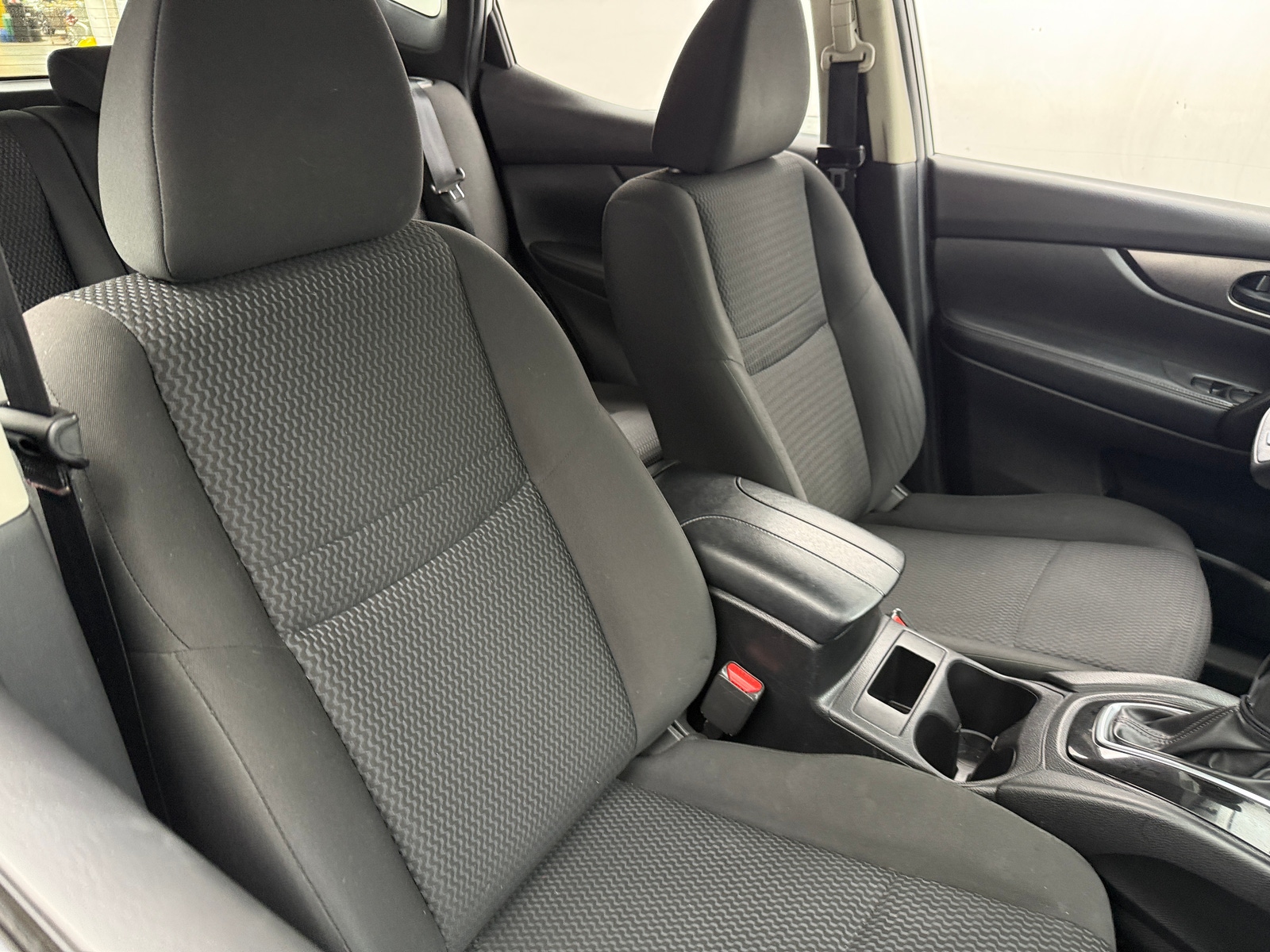 Thumbnail: 2019 Nissan Rogue Sport - 2