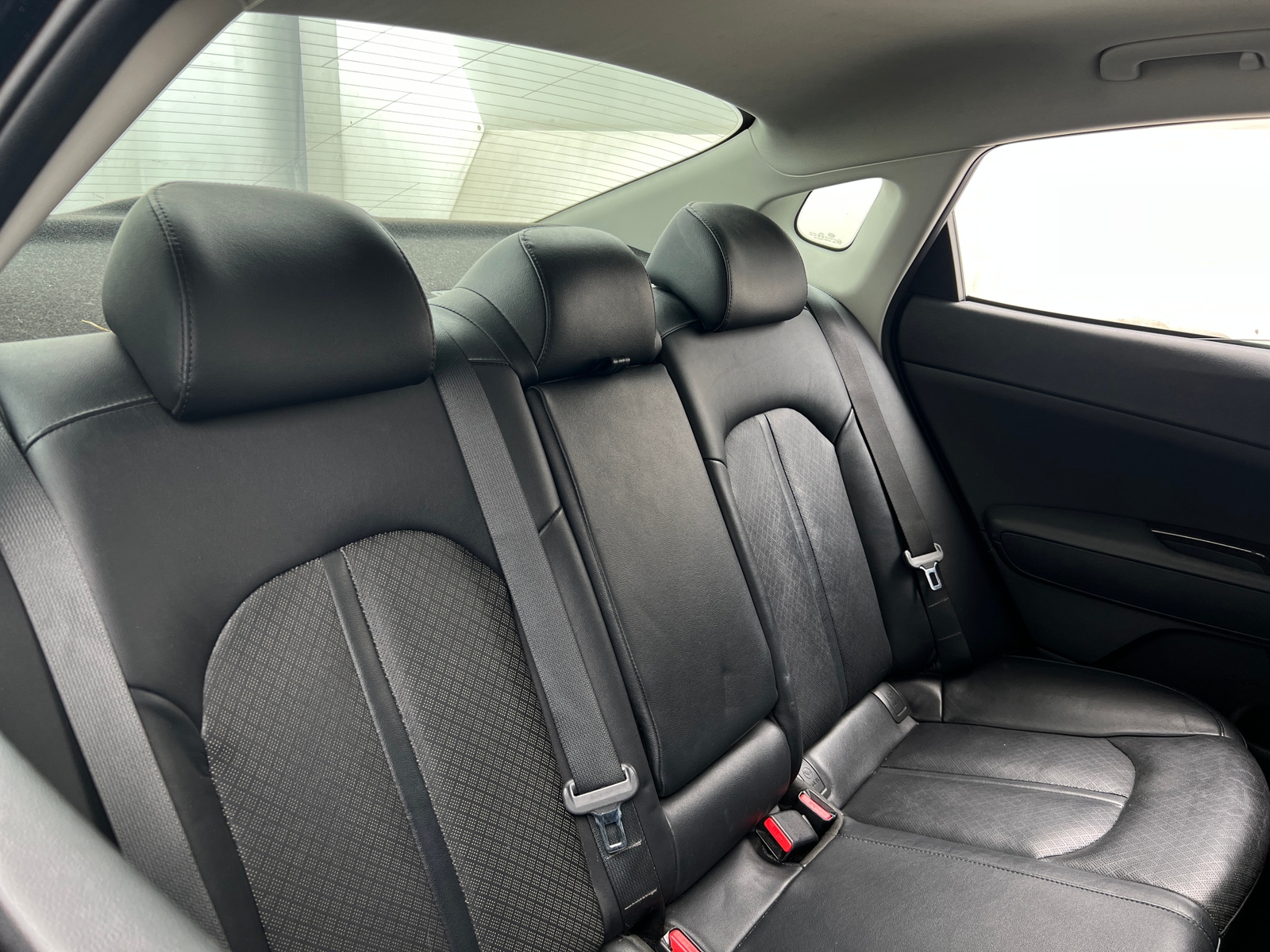 Thumbnail: 2017 Kia Optima - 5