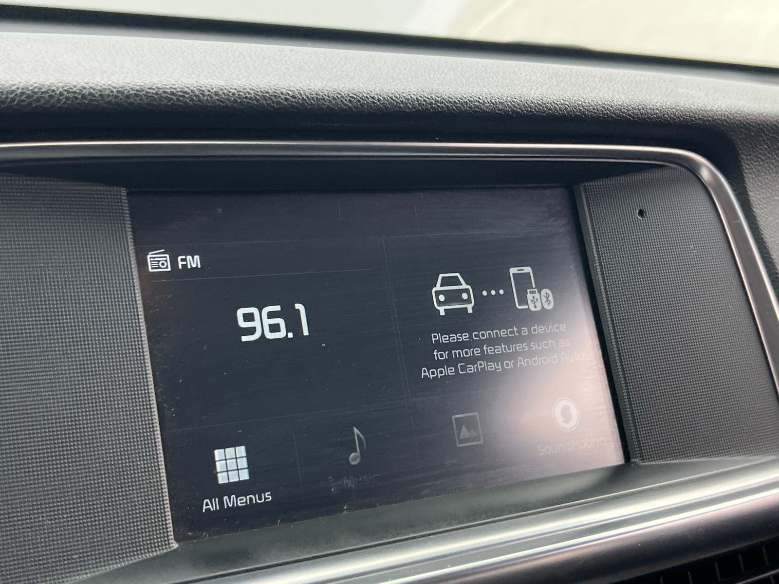 Thumbnail: 2017 Kia Optima - 3