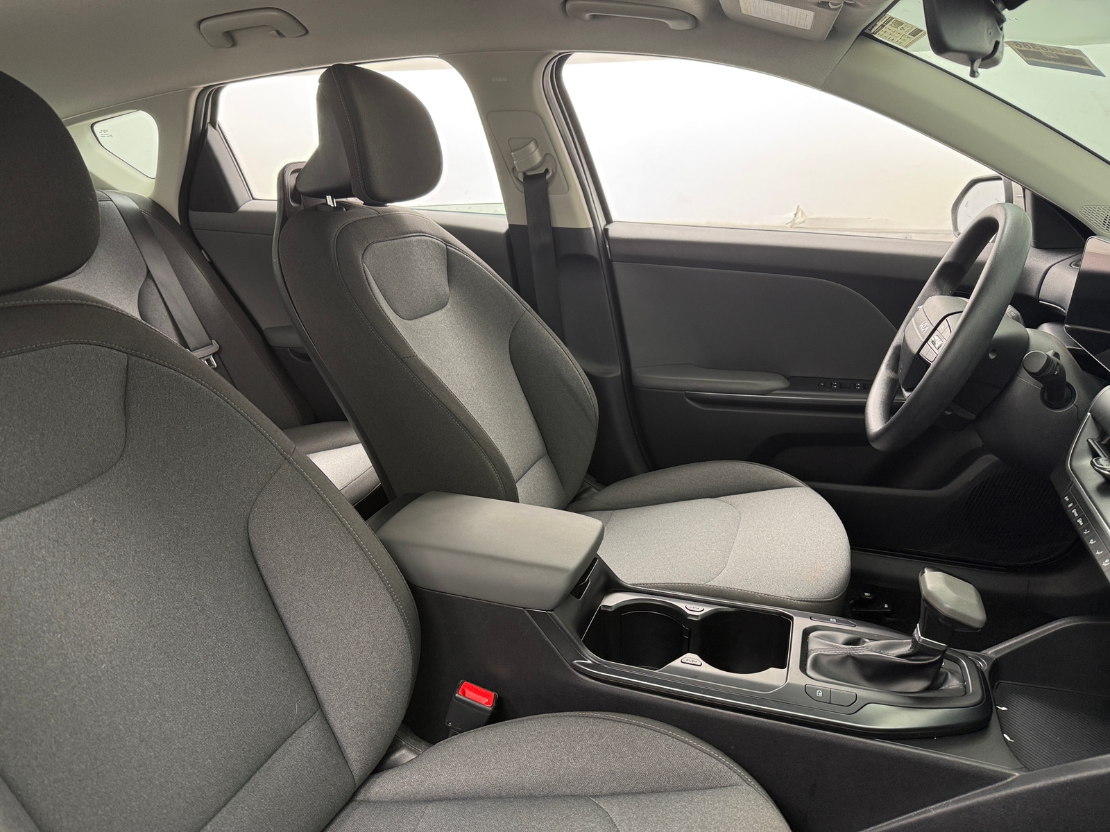 Thumbnail: 2025 Kia K4 - 2