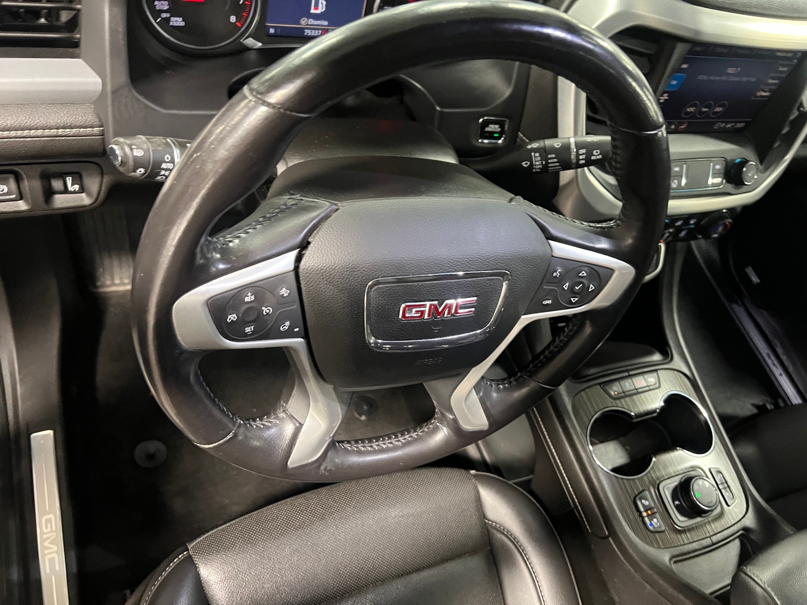 Thumbnail: 2021 GMC Acadia - 4