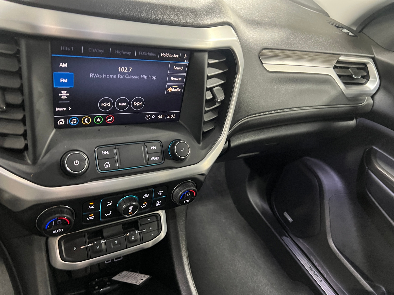 Thumbnail: 2021 GMC Acadia - 3
