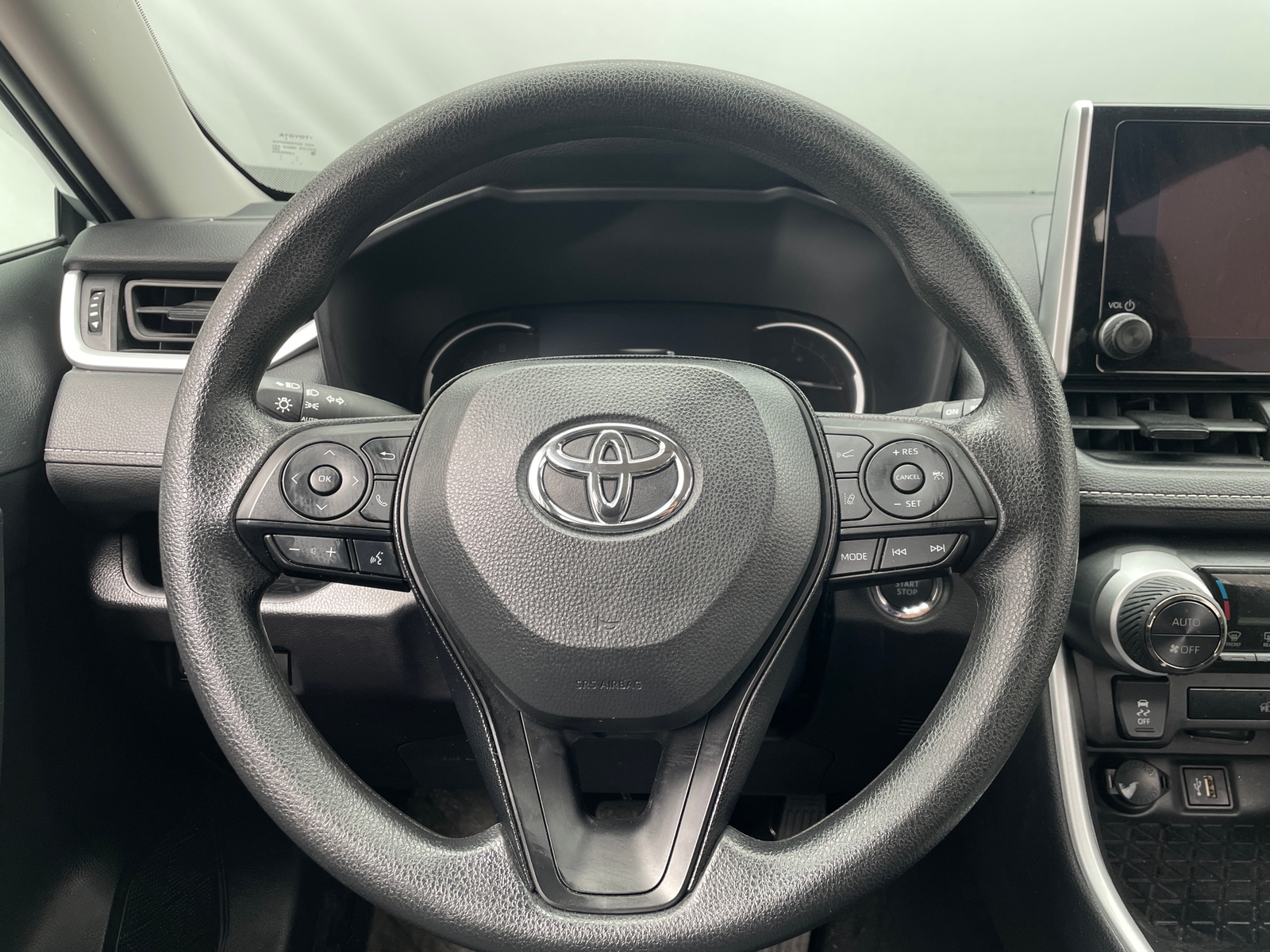 Thumbnail: 2025 Toyota RAV4 - 5