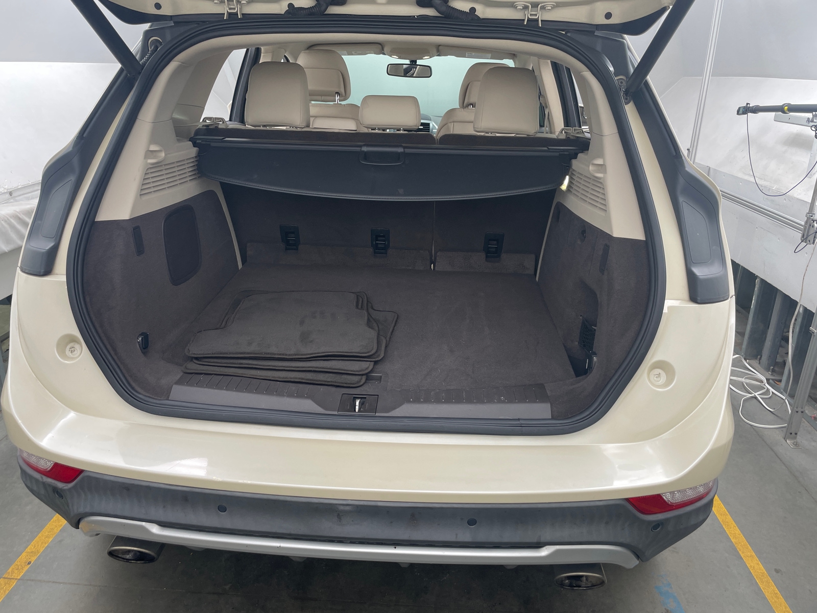 Thumbnail: 2018 Lincoln MKC - 6