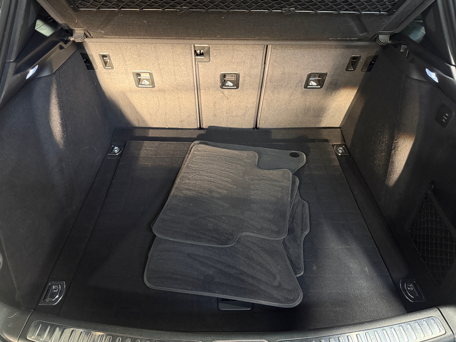 Thumbnail: 2017 Porsche Macan - 6