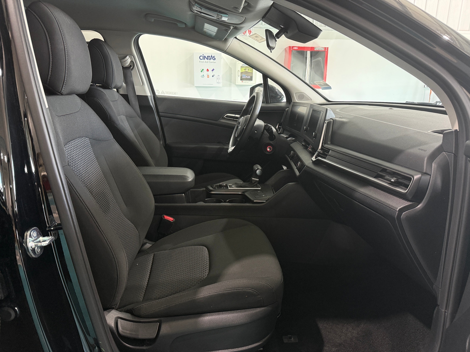 Thumbnail: 2025 Kia Sportage - 2