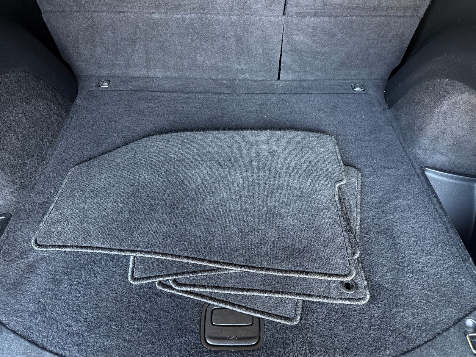 Thumbnail: 2020 Jeep Grand Cherokee - 6