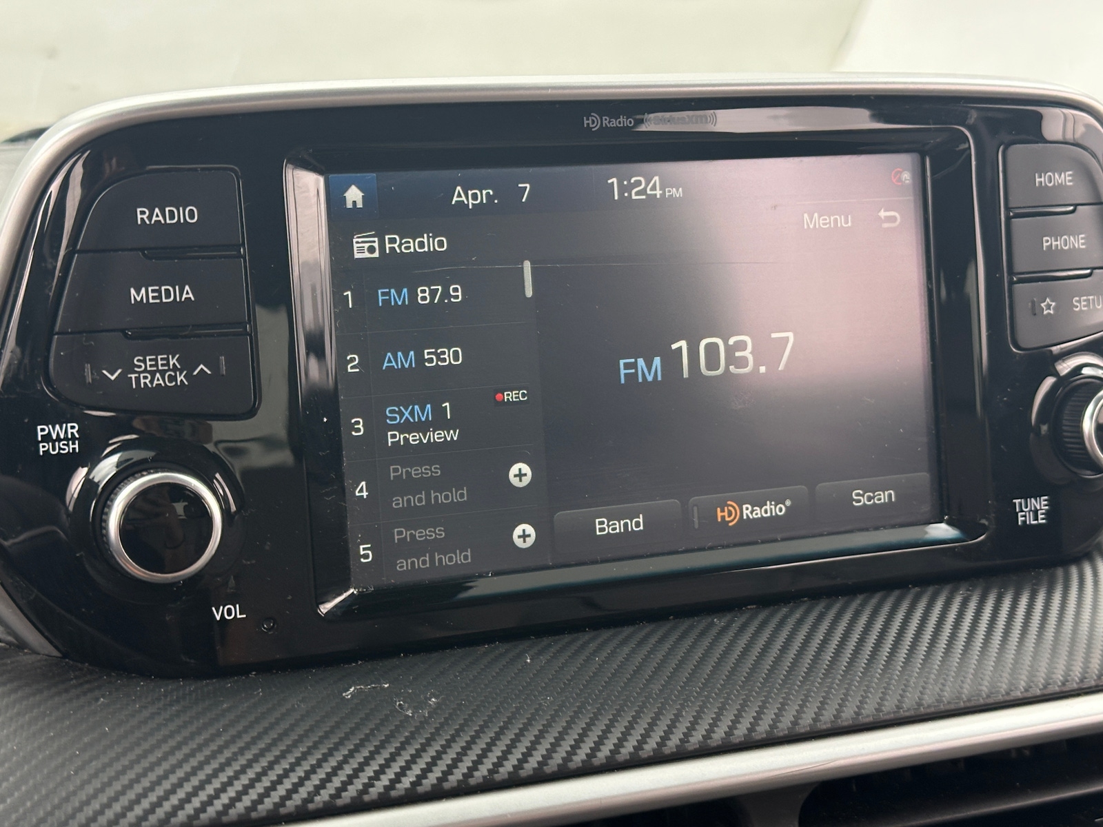 Thumbnail: 2020 Hyundai Tucson - 4