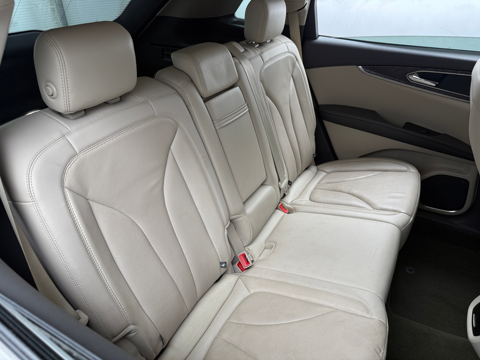 Thumbnail: 2019 Lincoln Nautilus - 5