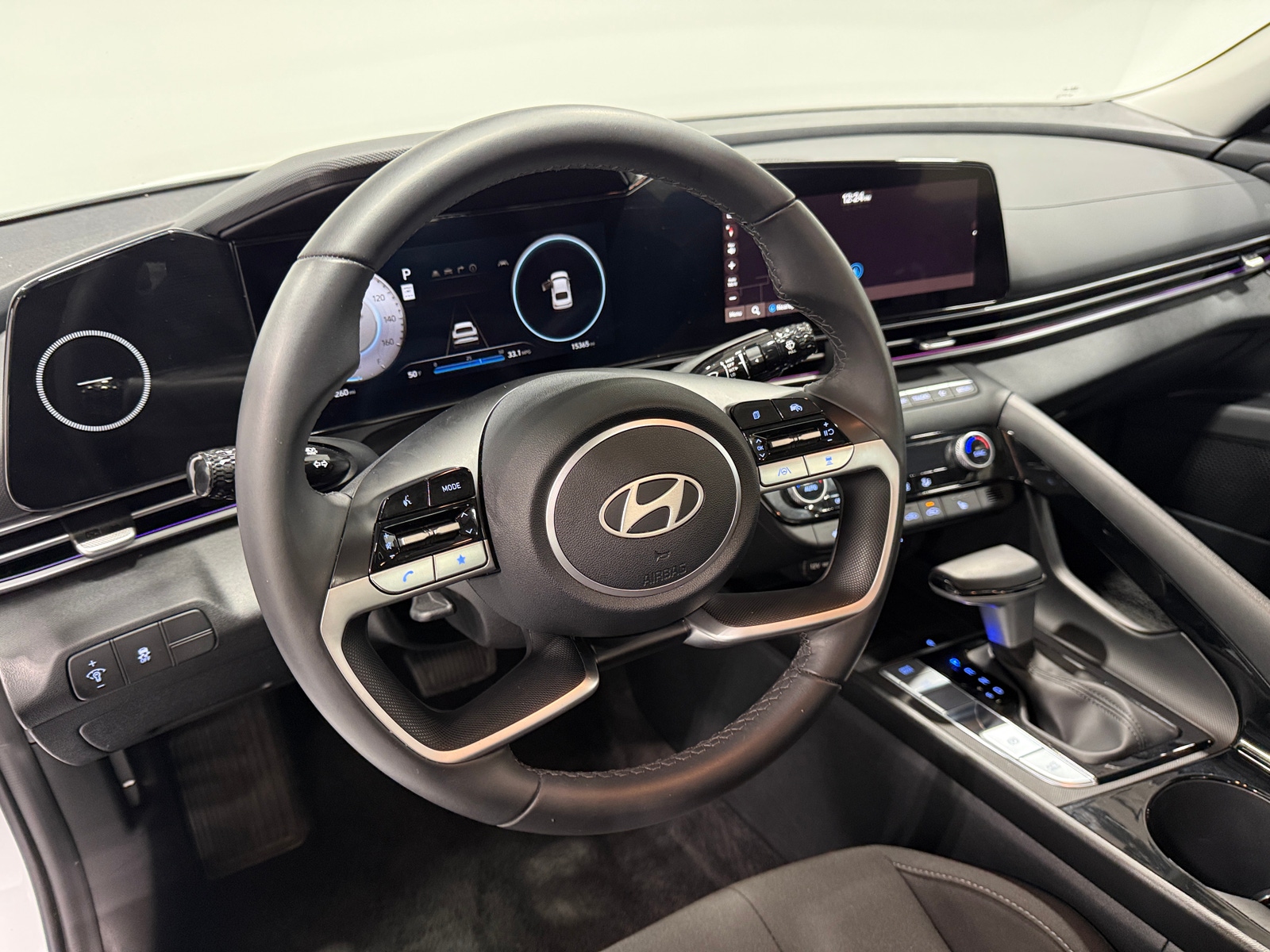 Thumbnail: 2025 Hyundai Elantra - 5