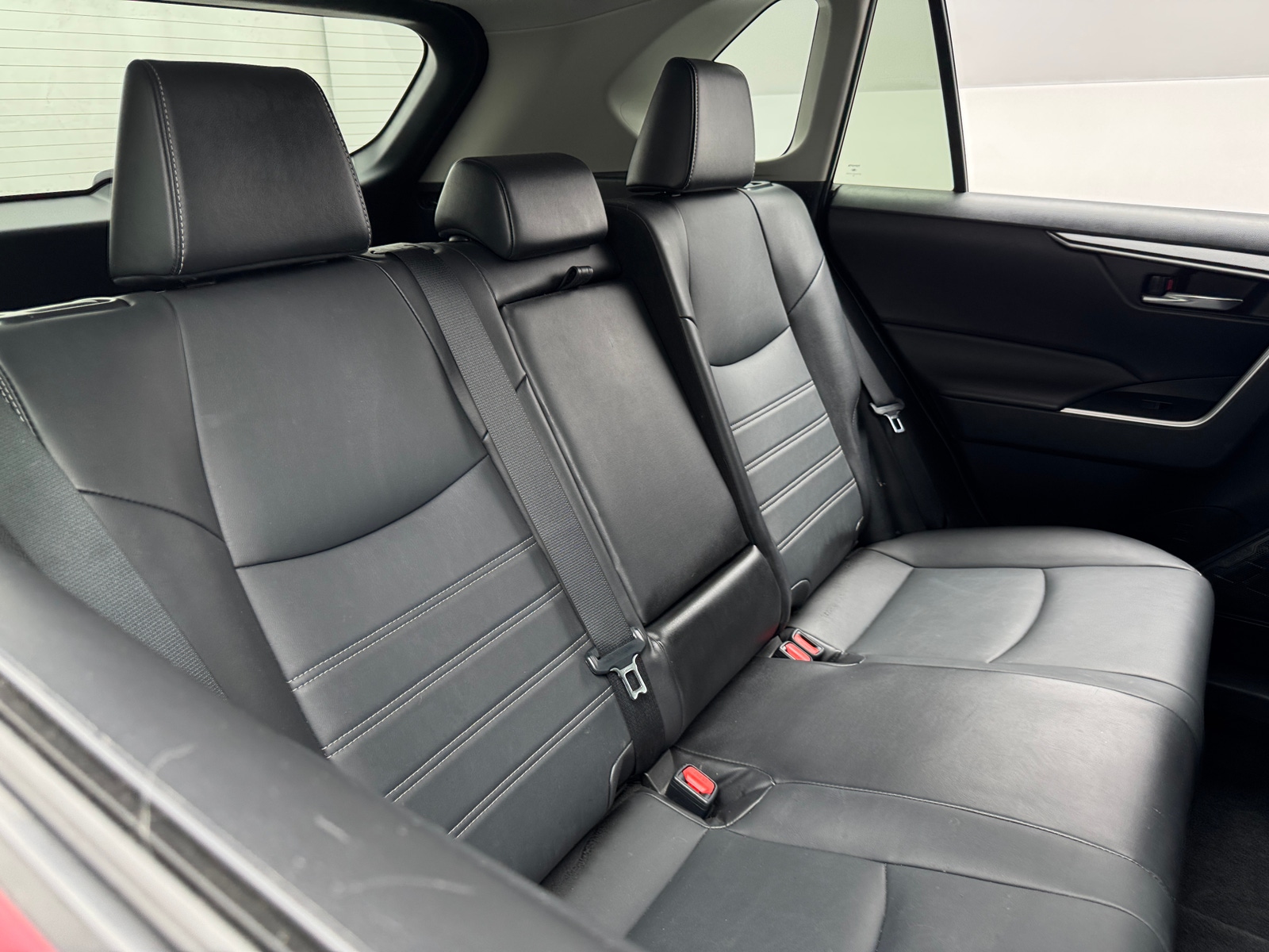 Thumbnail: 2022 Toyota RAV4 - 5