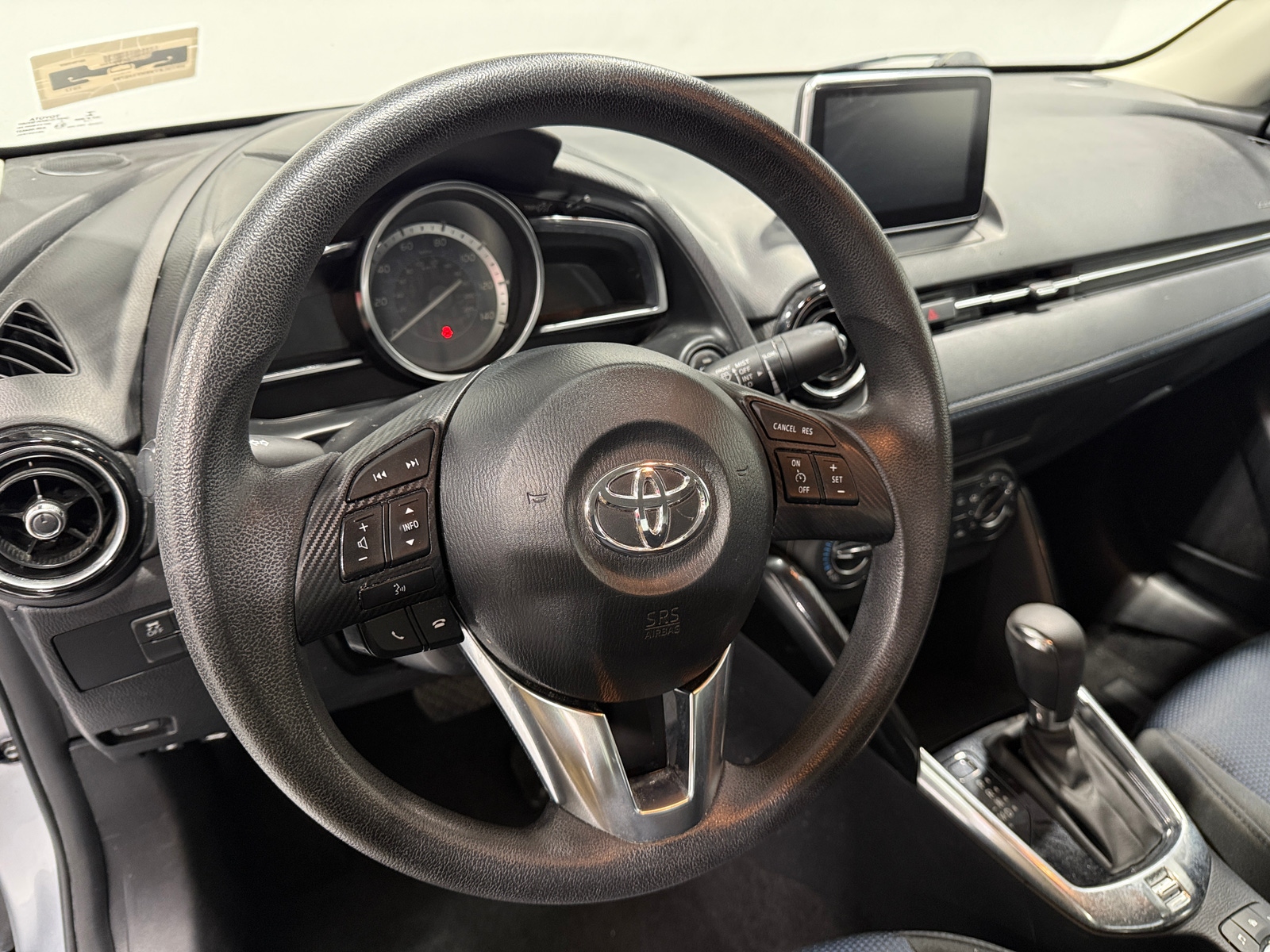 Thumbnail: 2017 Toyota Yaris iA - 5