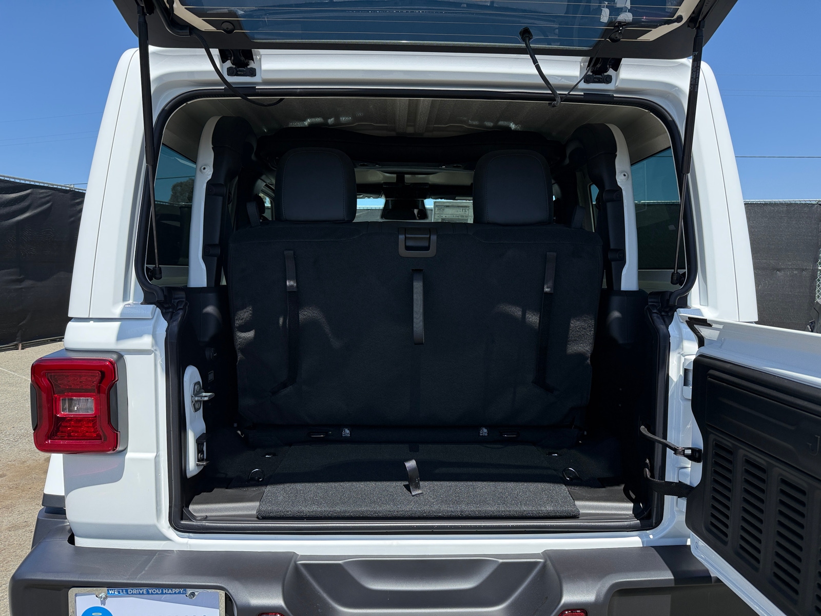 Thumbnail: 2026 Jeep Wrangler - 6