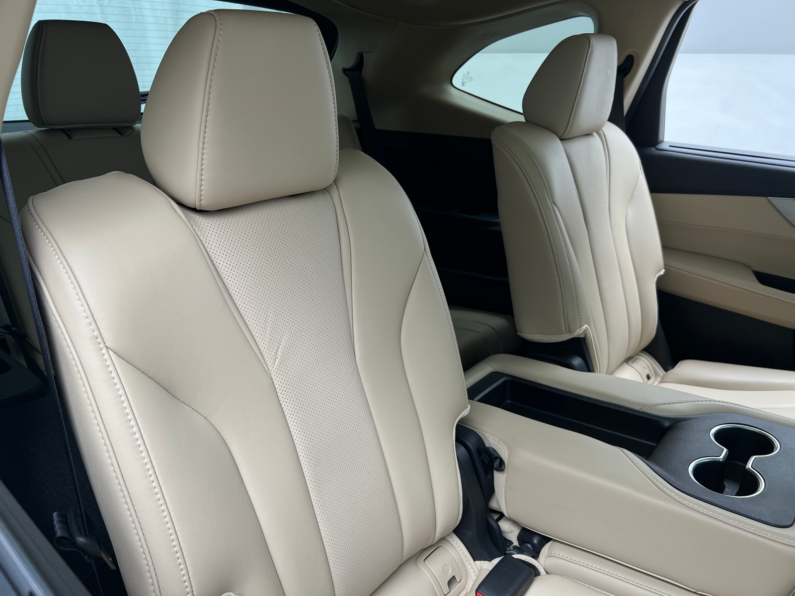 Thumbnail: 2024 Acura MDX - 5