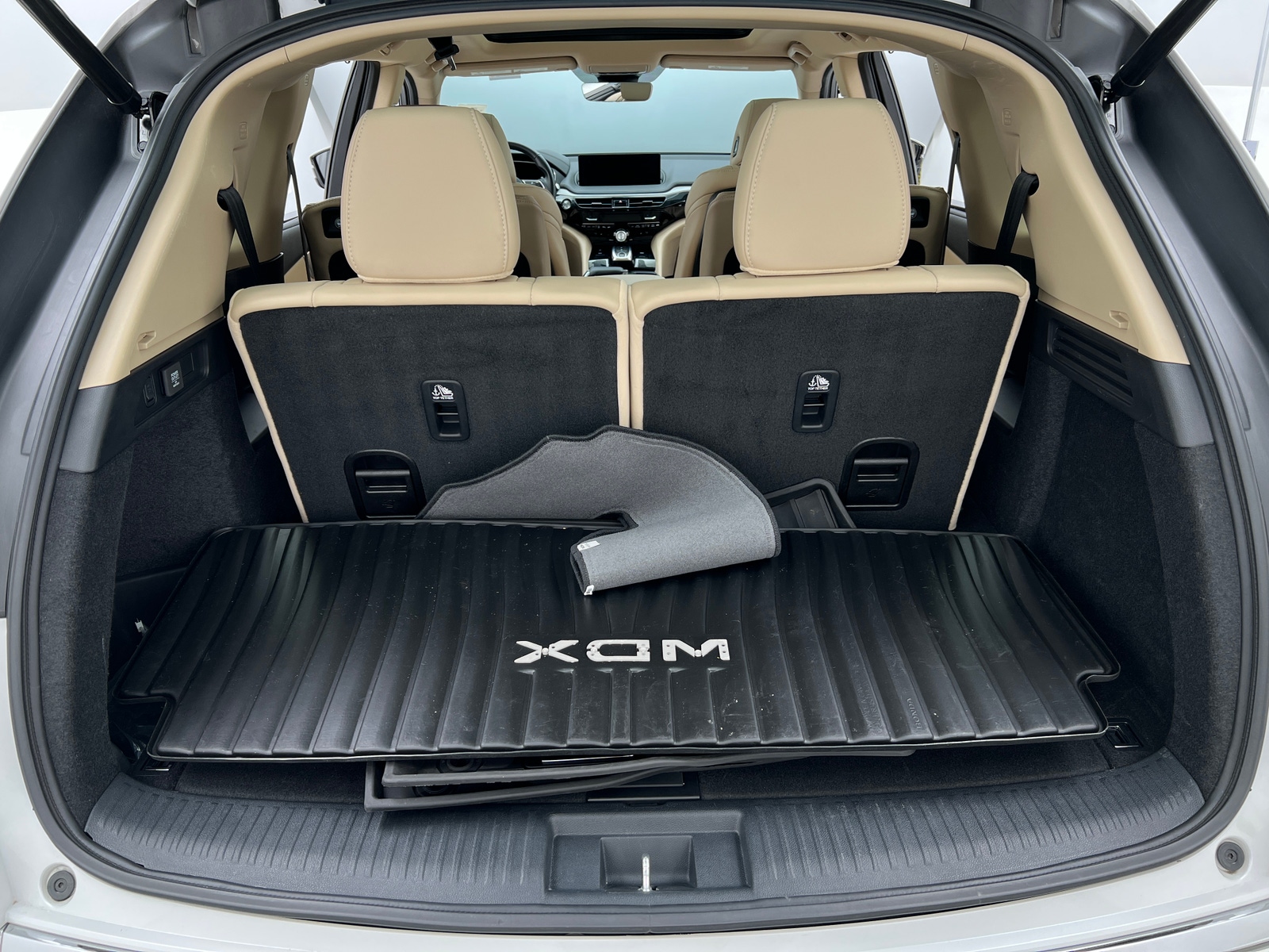 Thumbnail: 2024 Acura MDX - 6