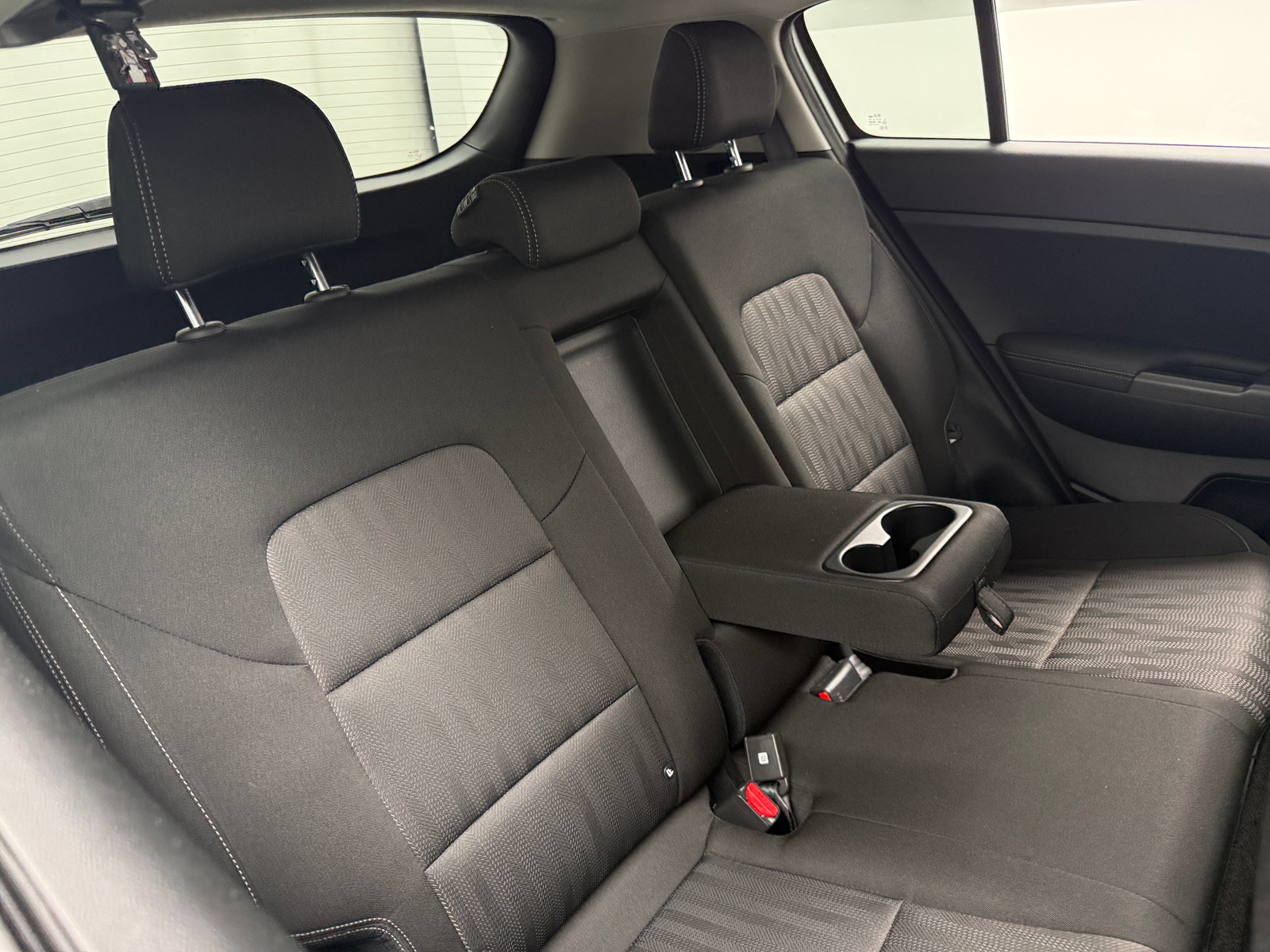 Thumbnail: 2020 Kia Sportage - 6