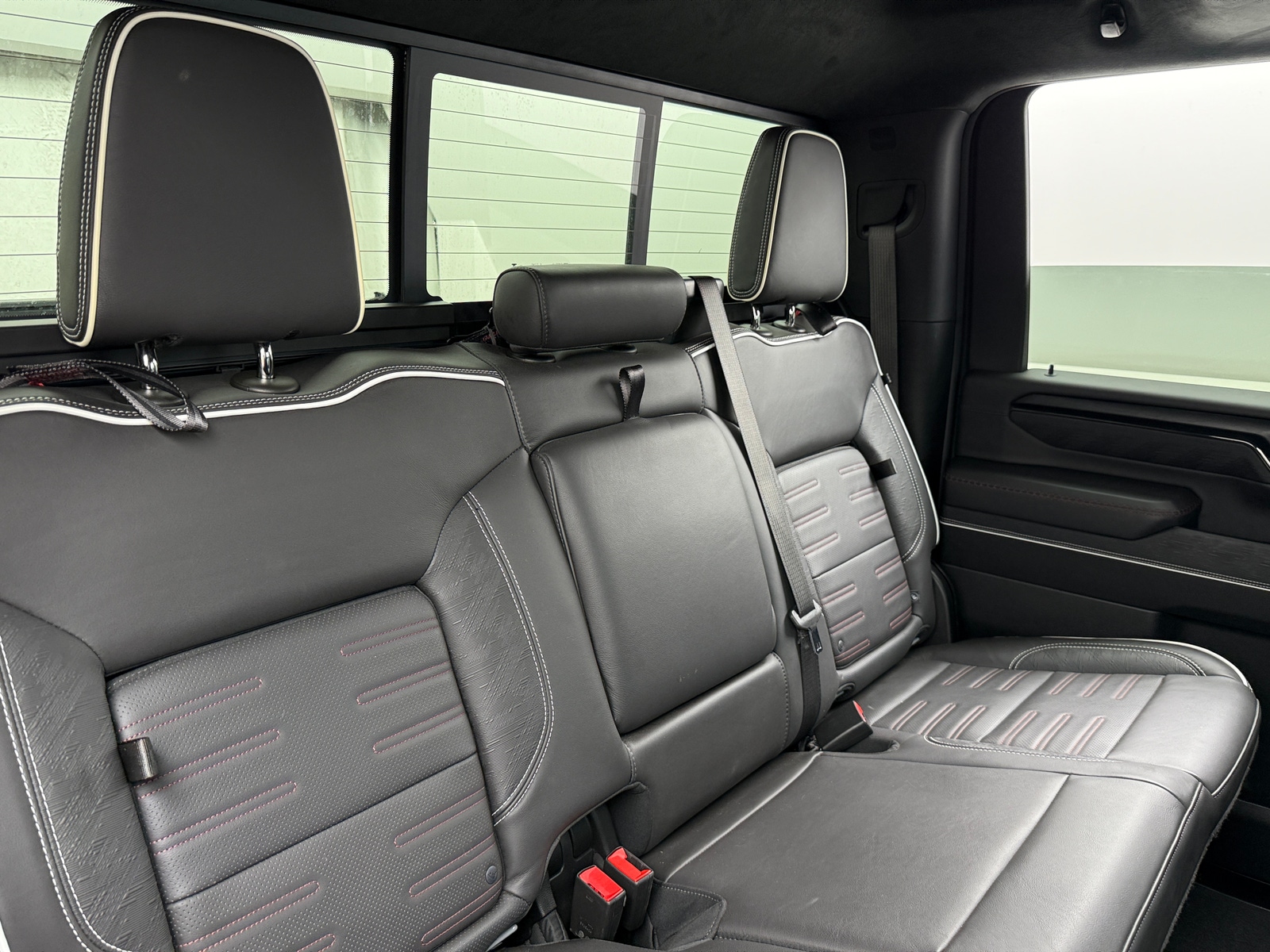 Thumbnail: 2025 GMC Sierra 2500 - 5