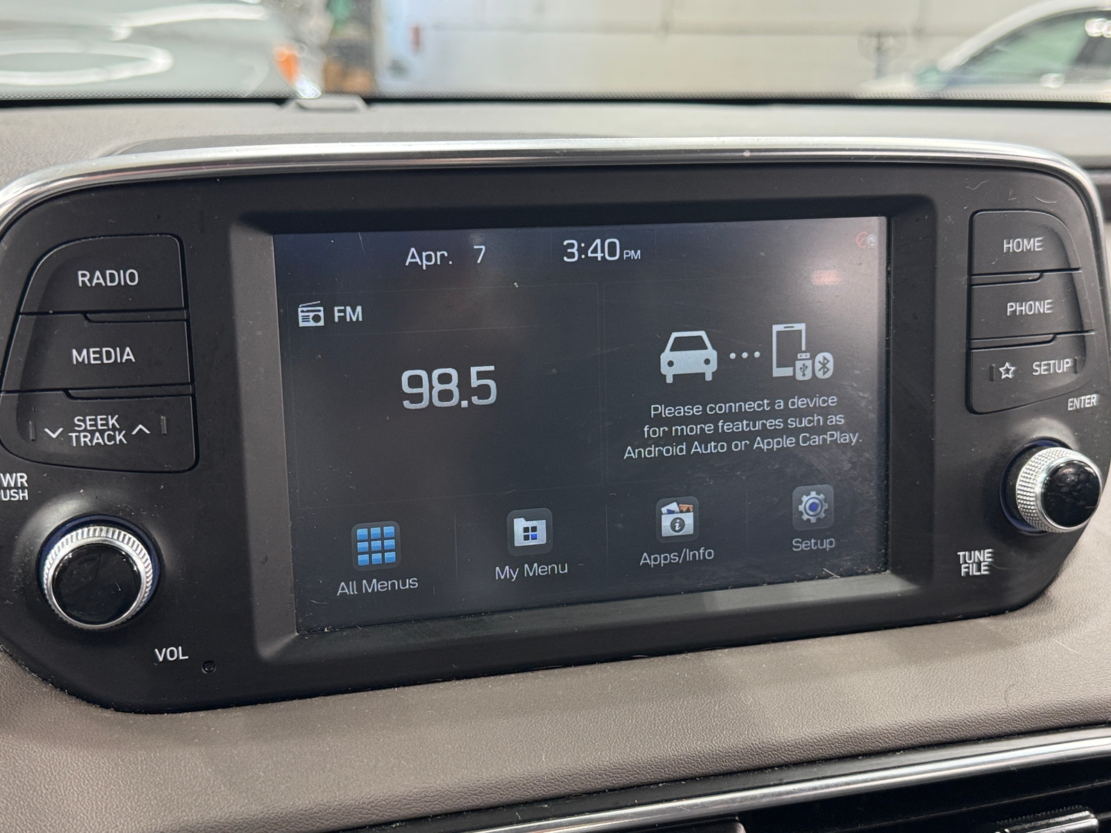 Thumbnail: 2020 Hyundai Santa Fe - 4