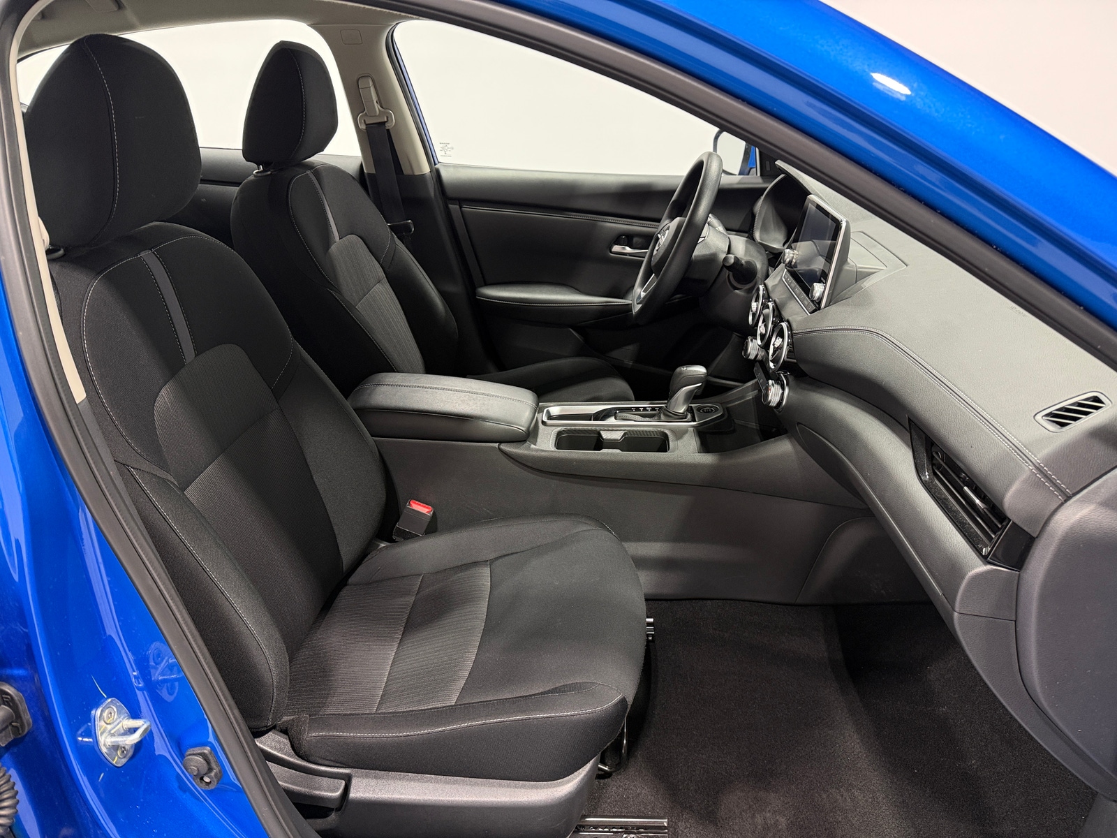 Thumbnail: 2025 Nissan Sentra - 2