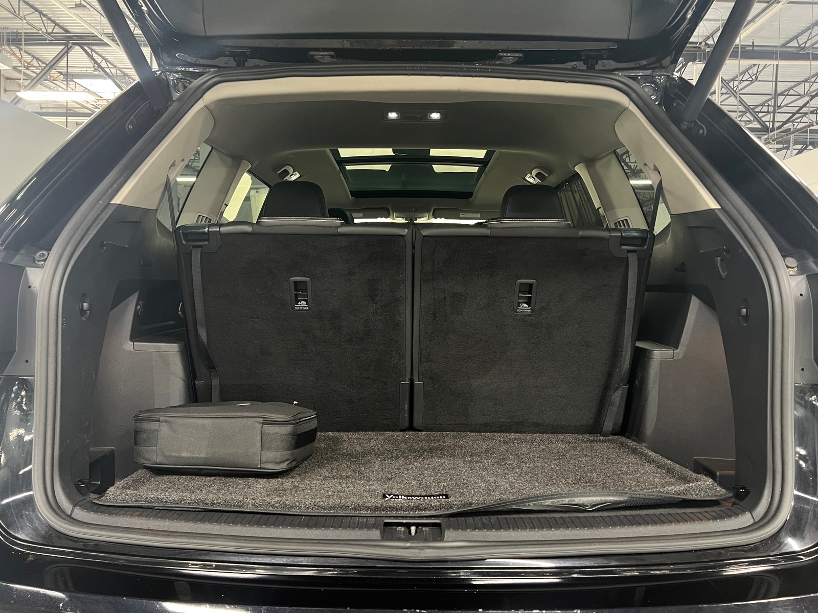 Thumbnail: 2021 Volkswagen Atlas - 6