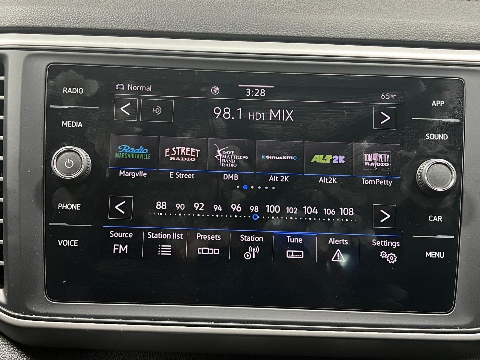 Thumbnail: 2021 Volkswagen Atlas - 3