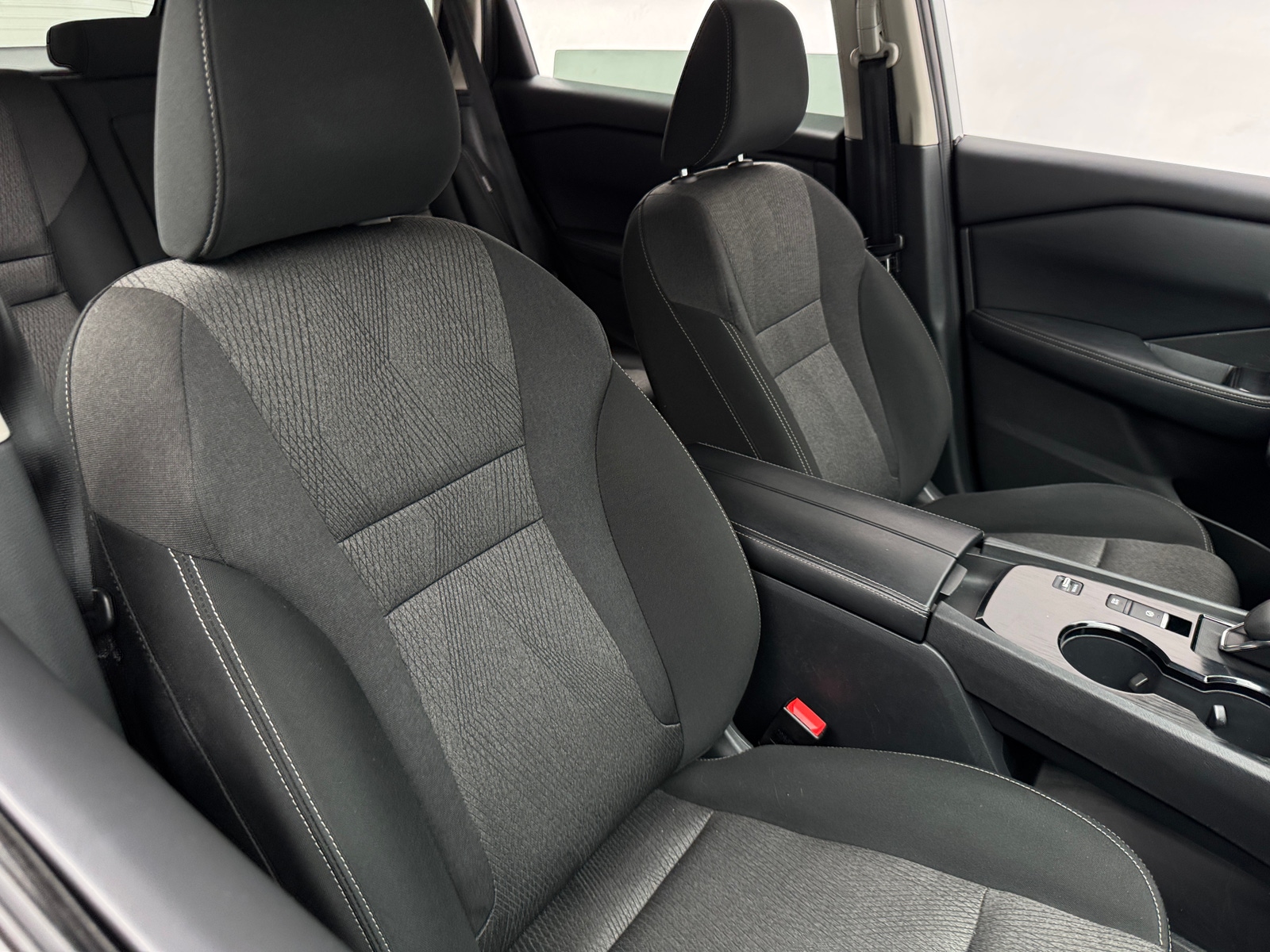 Thumbnail: 2025 Nissan Rogue - 2