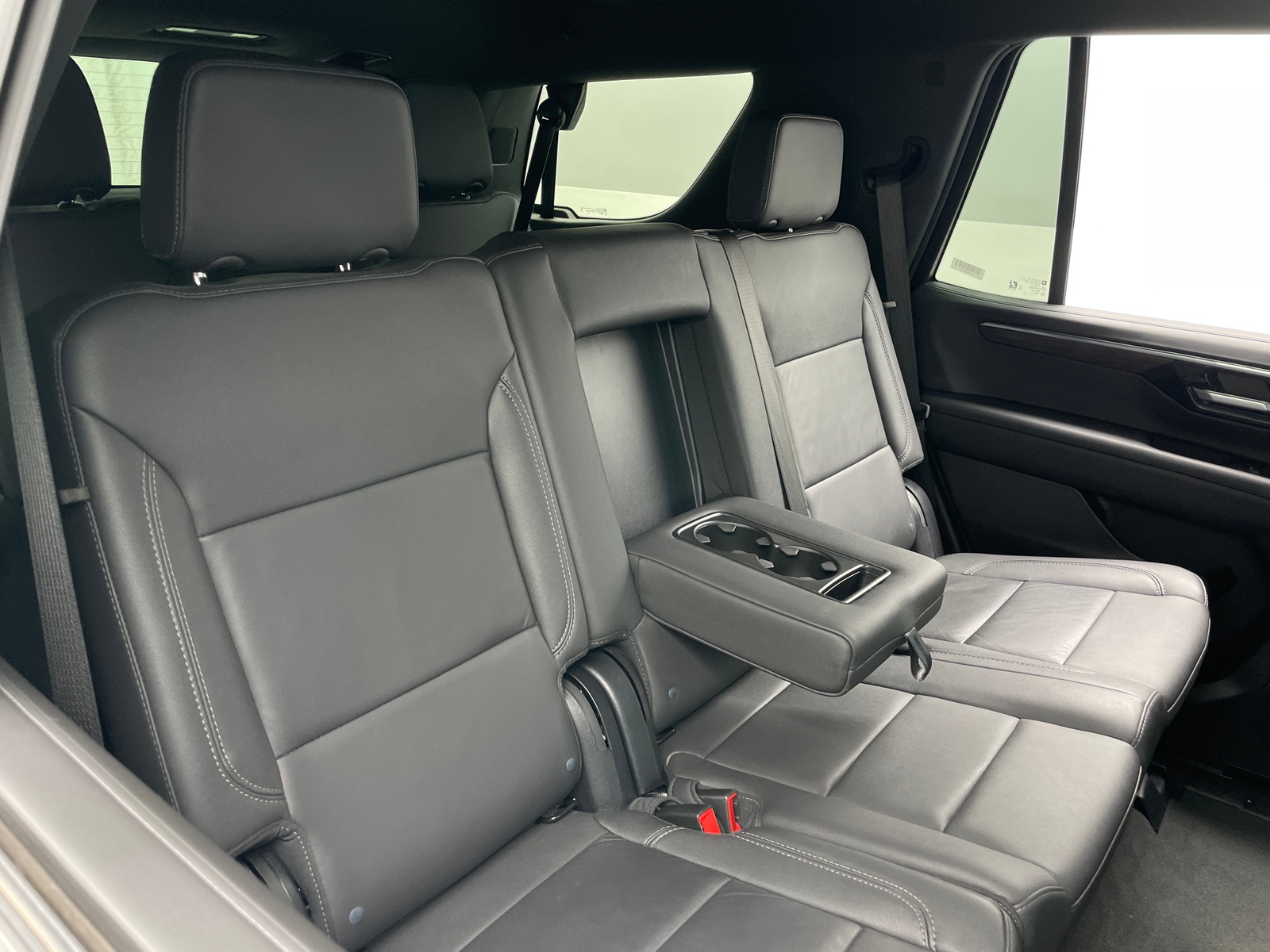 Thumbnail: 2025 Chevrolet Tahoe - 5