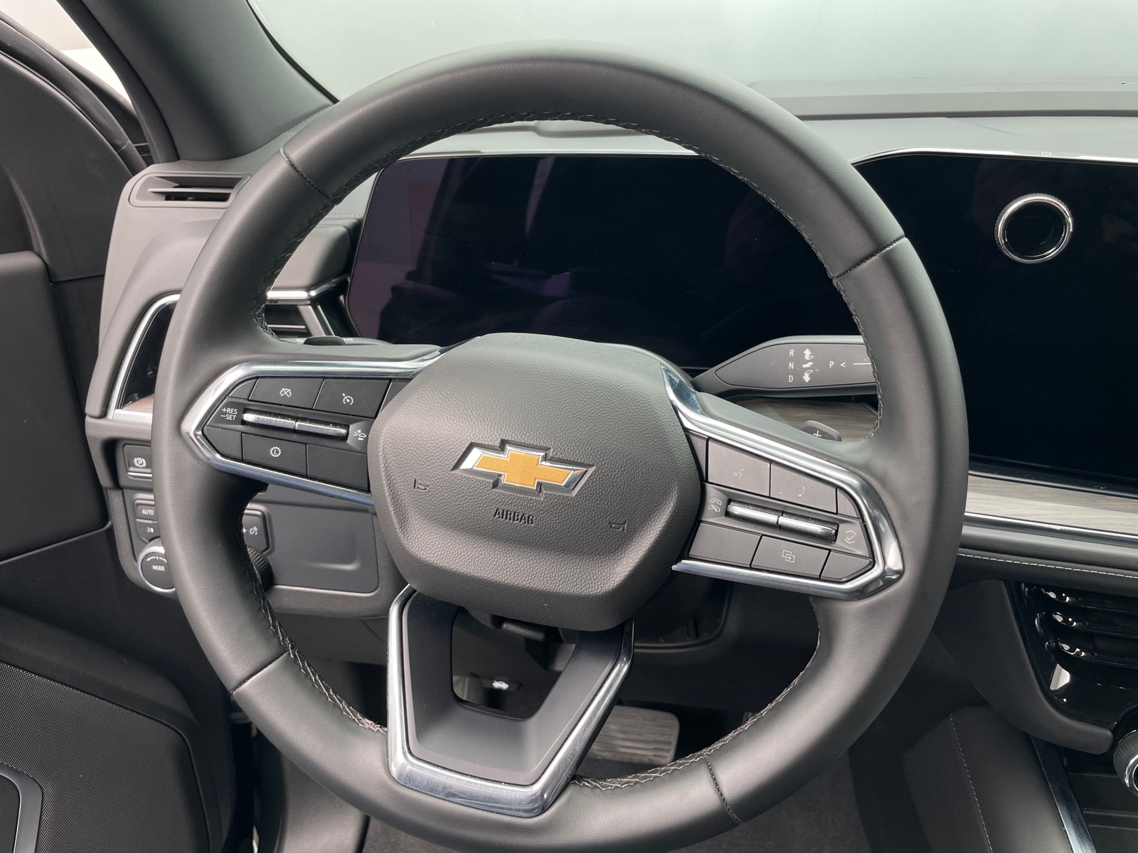Thumbnail: 2025 Chevrolet Tahoe - 4