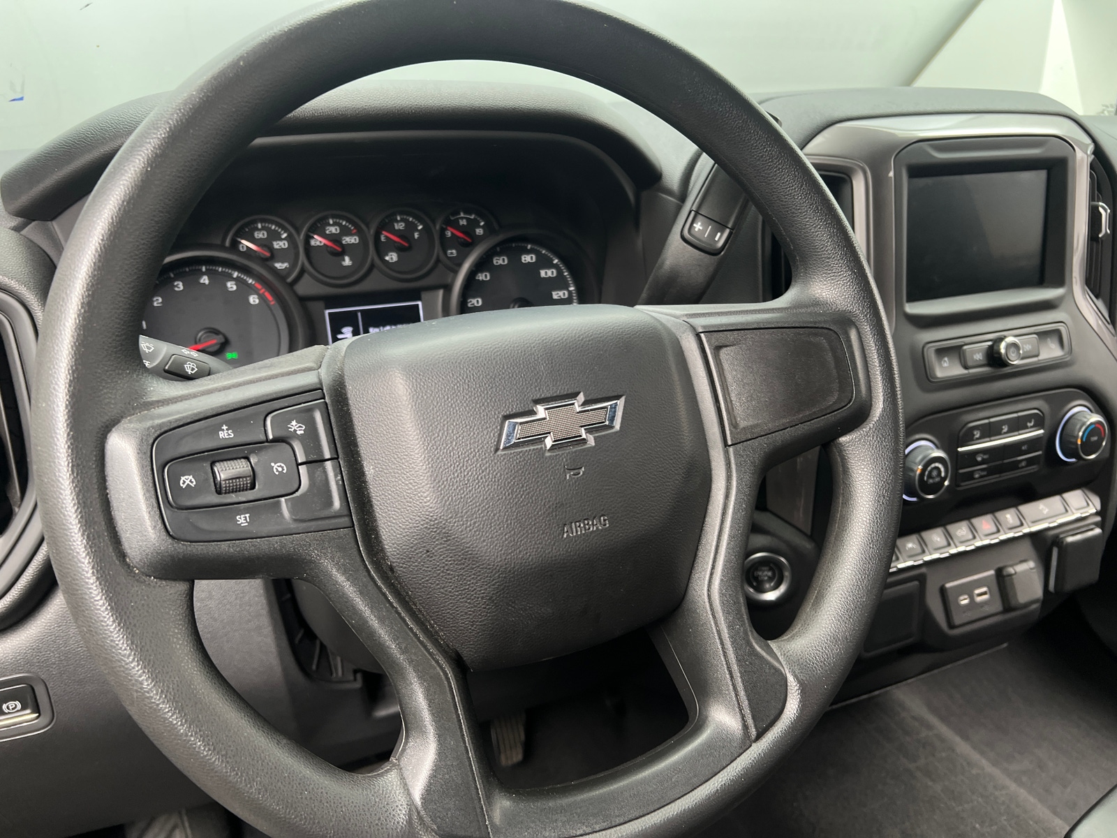 Thumbnail: 2023 Chevrolet Silverado 1500 - 5