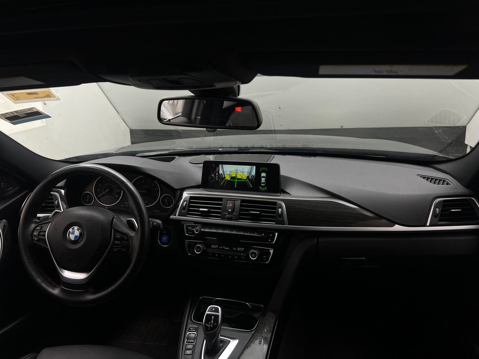 Thumbnail: 2016 BMW 3 Series - 2
