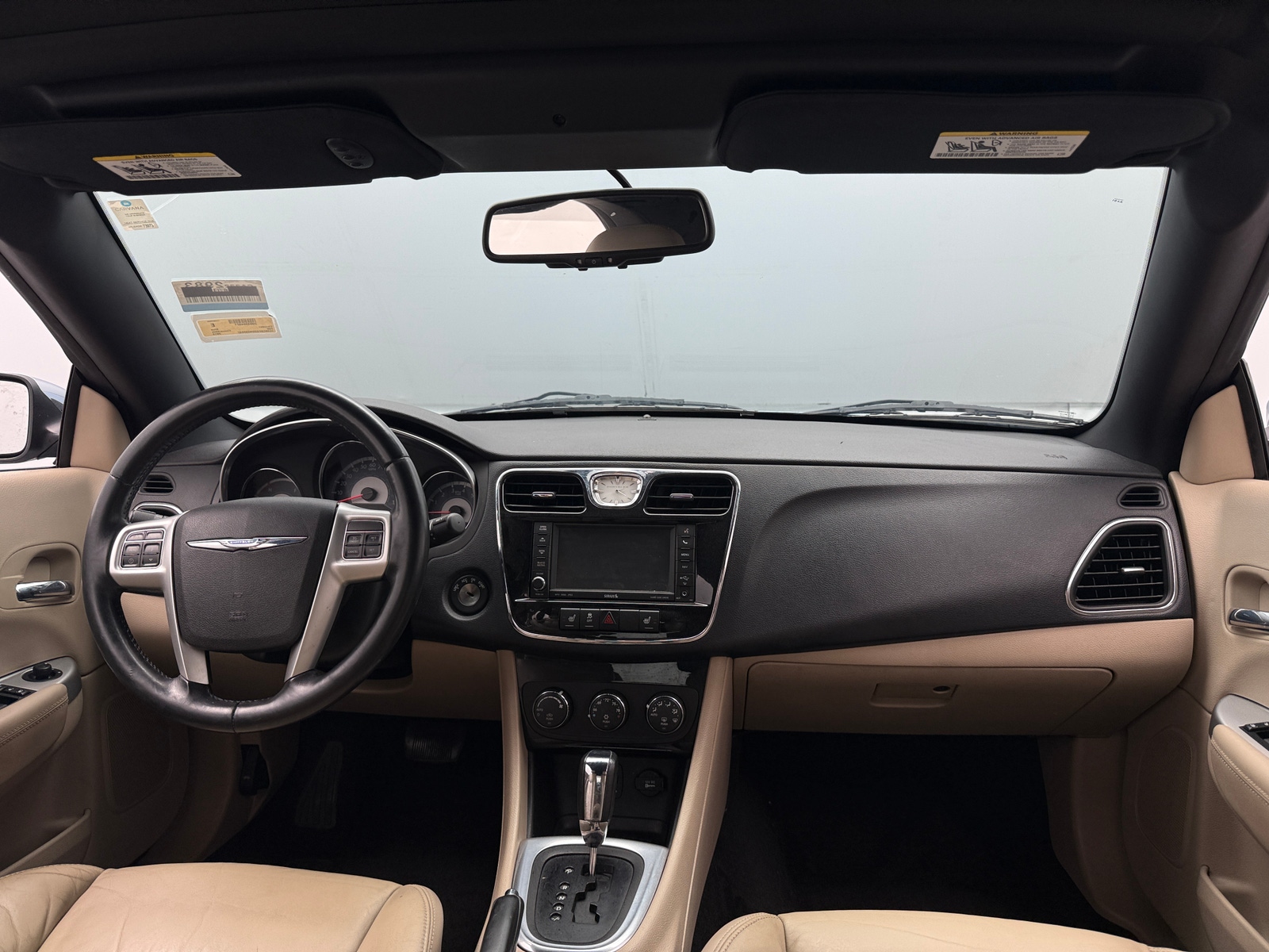 Thumbnail: 2013 Chrysler 200 - 2