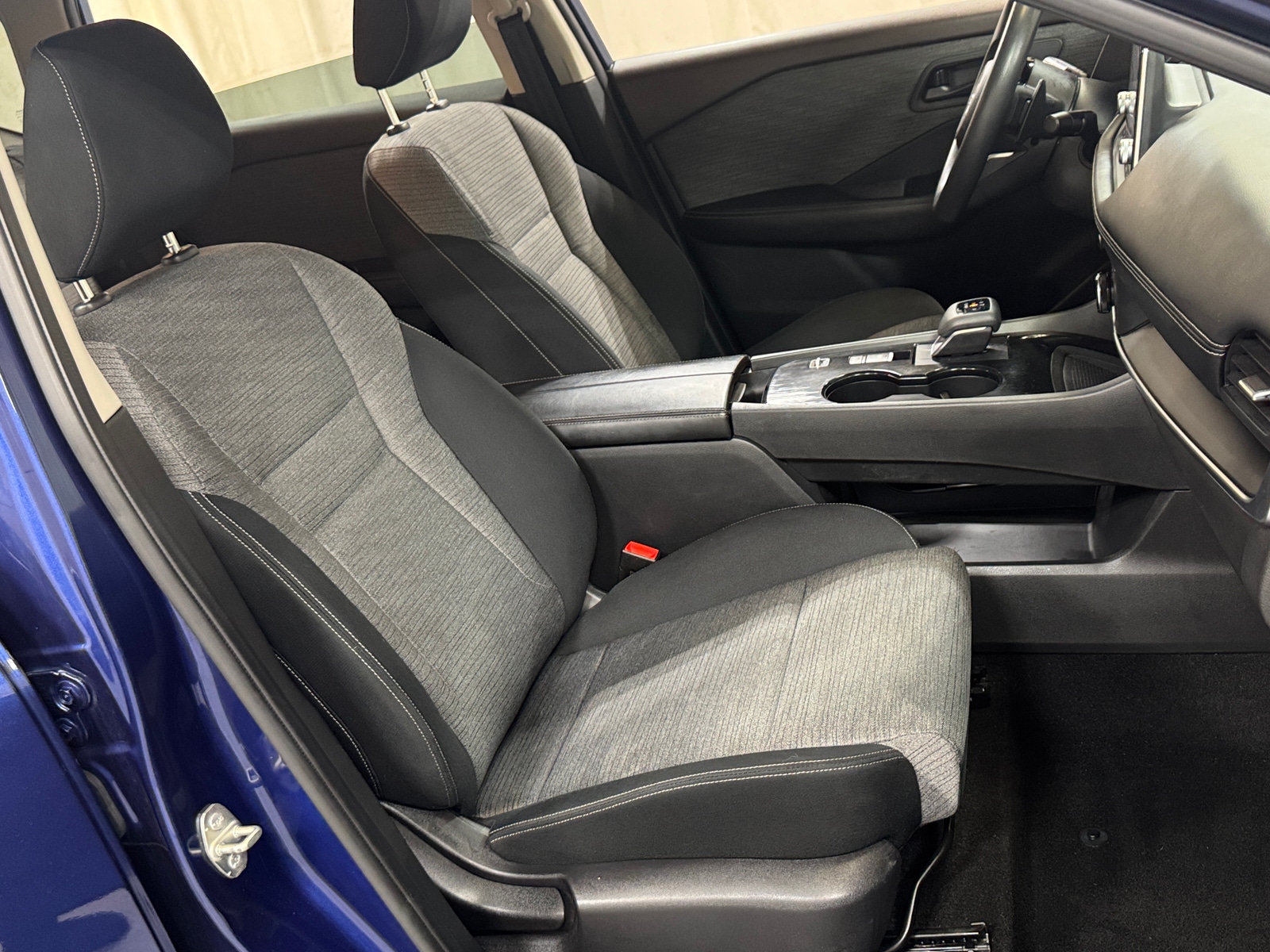 Thumbnail: 2021 Nissan Rogue - 2