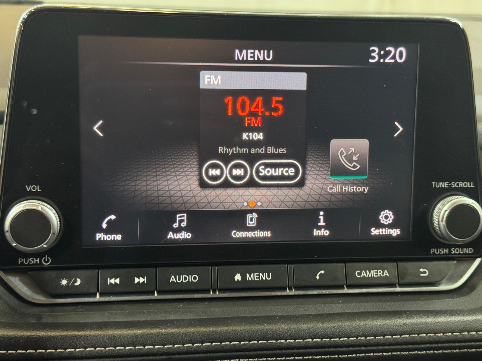 Thumbnail: 2021 Nissan Rogue - 4