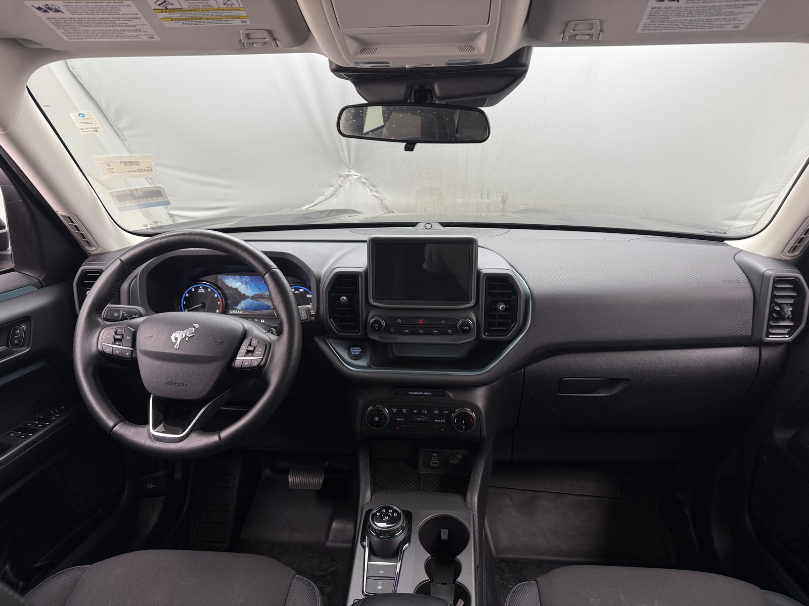 Thumbnail: 2023 Ford Bronco Sport - 3