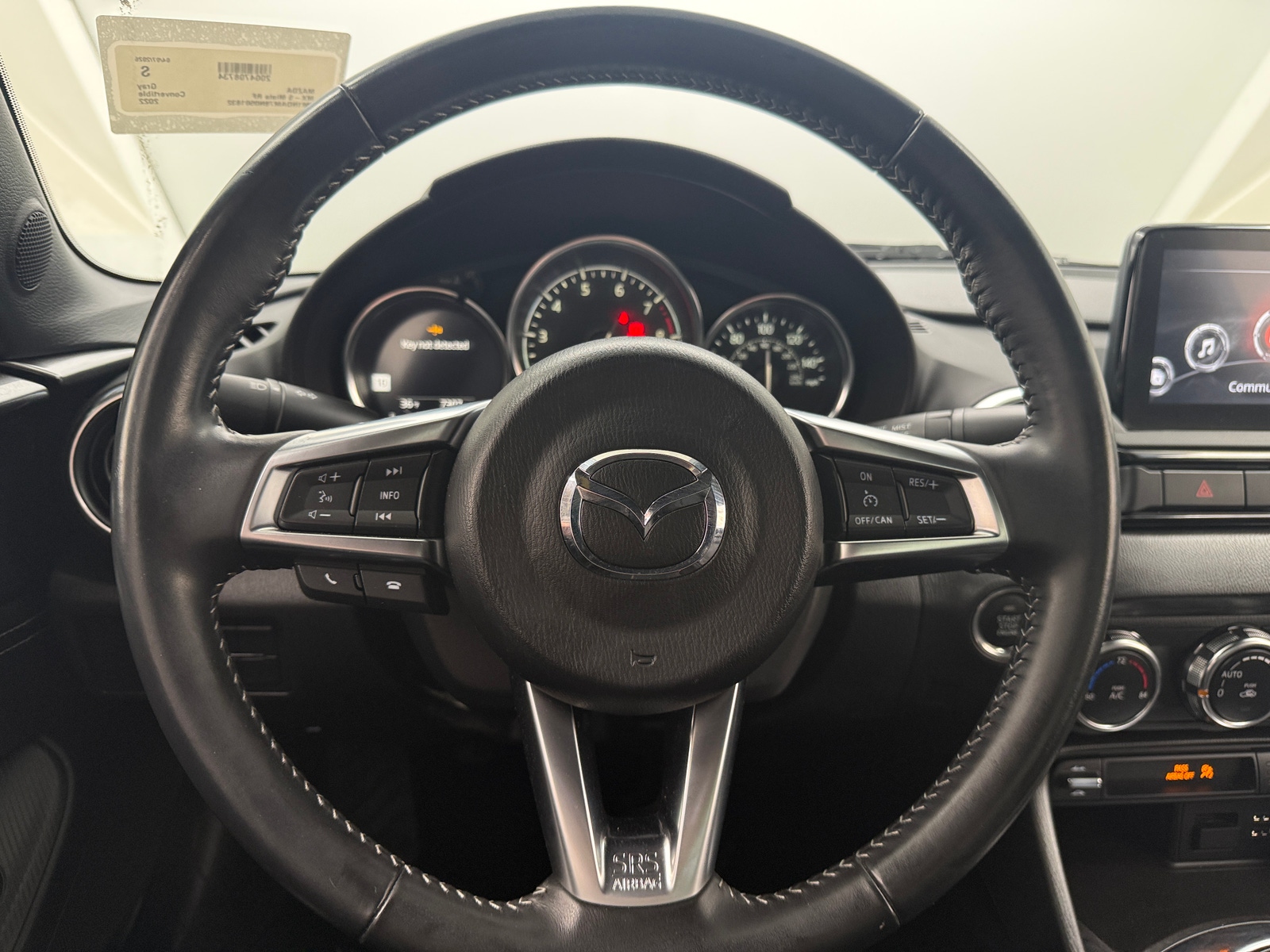 Thumbnail: 2022 Mazda MX-5 Miata - 4