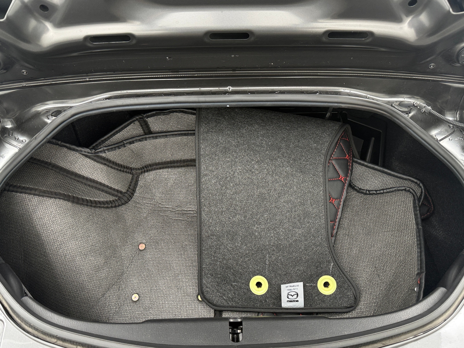 Thumbnail: 2022 Mazda MX-5 Miata - 5