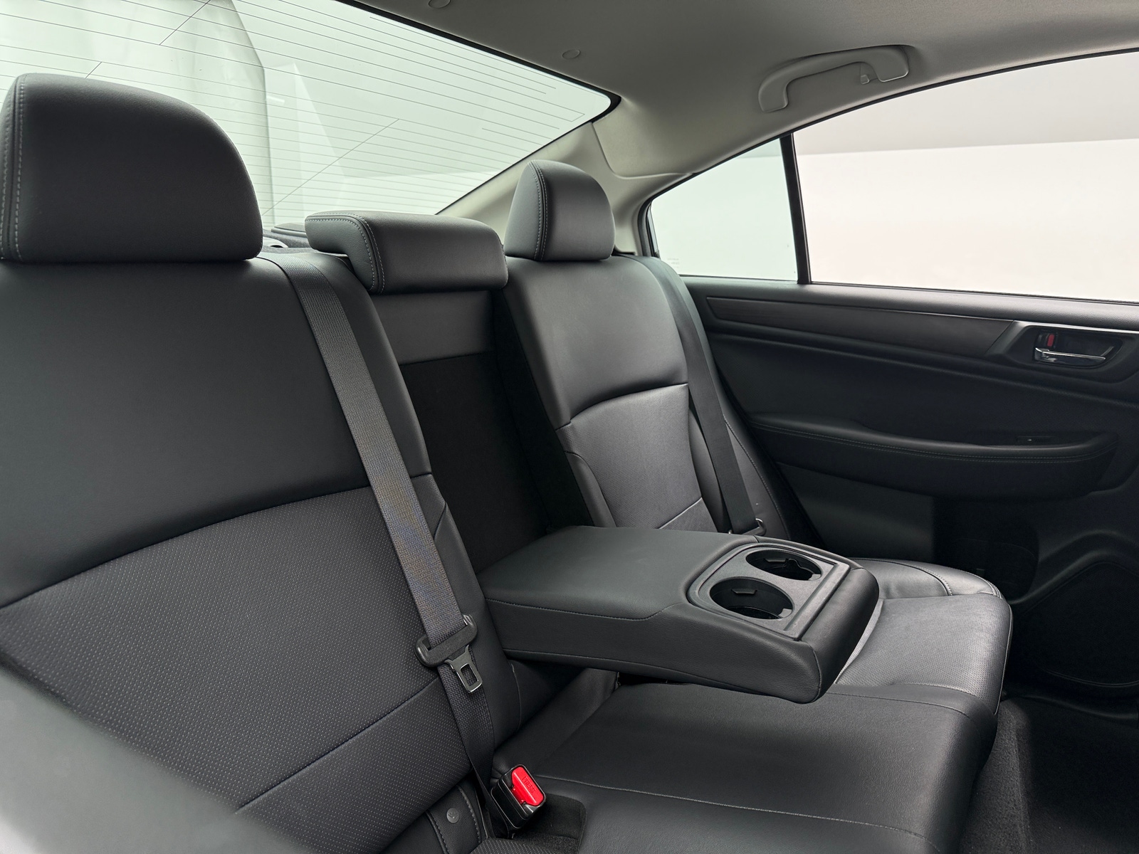 Thumbnail: 2016 Subaru Legacy - 5