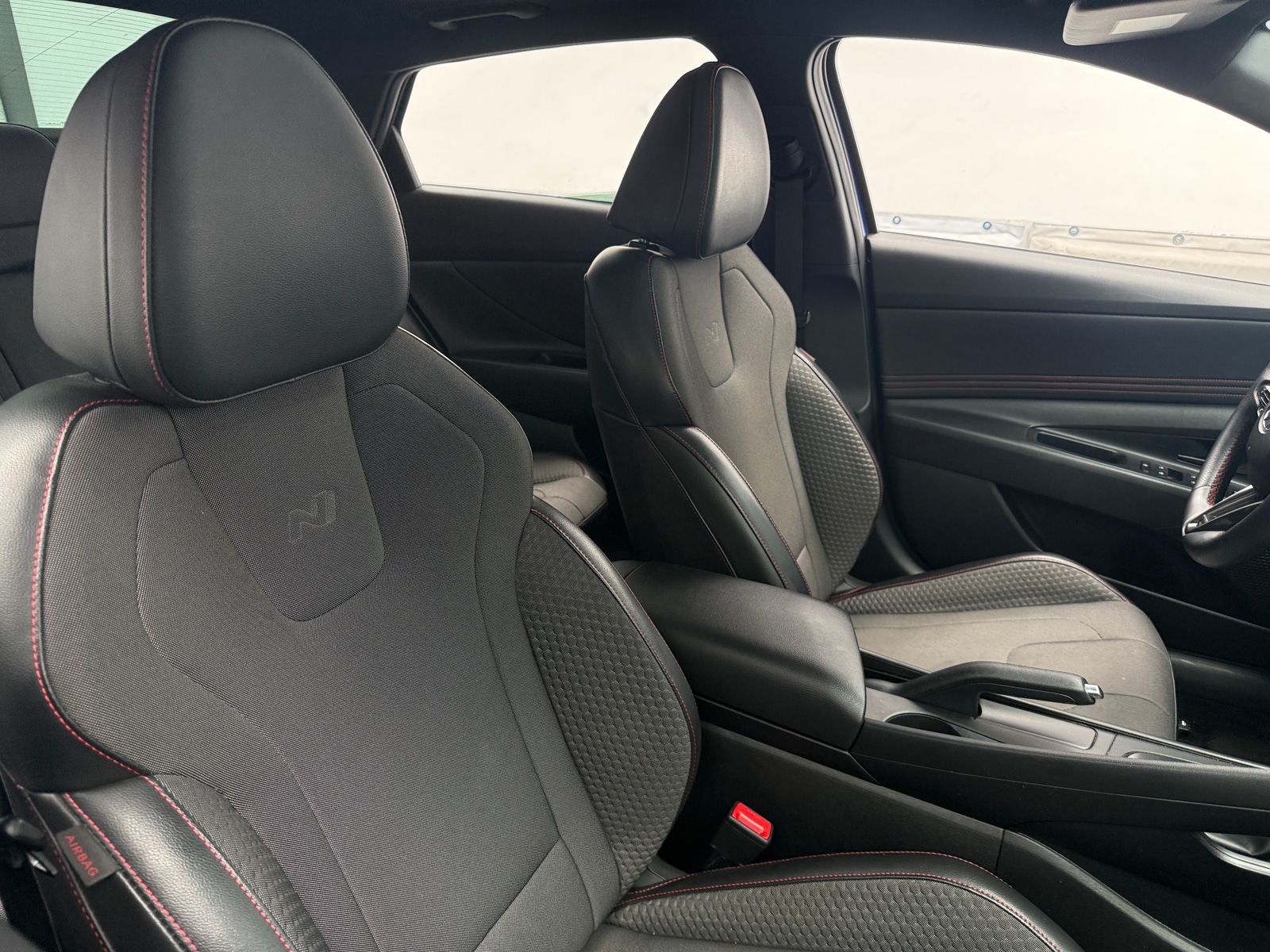 Thumbnail: 2023 Hyundai Elantra - 2