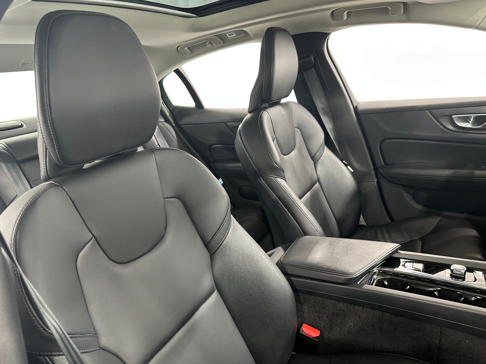 Thumbnail: 2024 Volvo S60 - 2