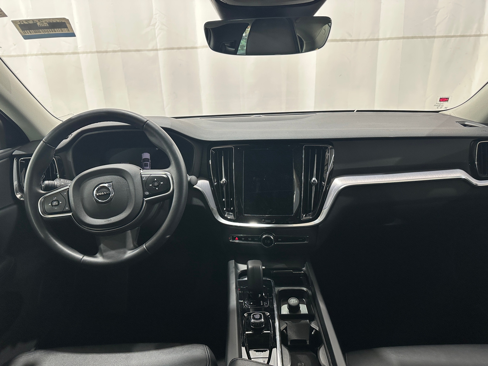 Thumbnail: 2024 Volvo S60 - 3