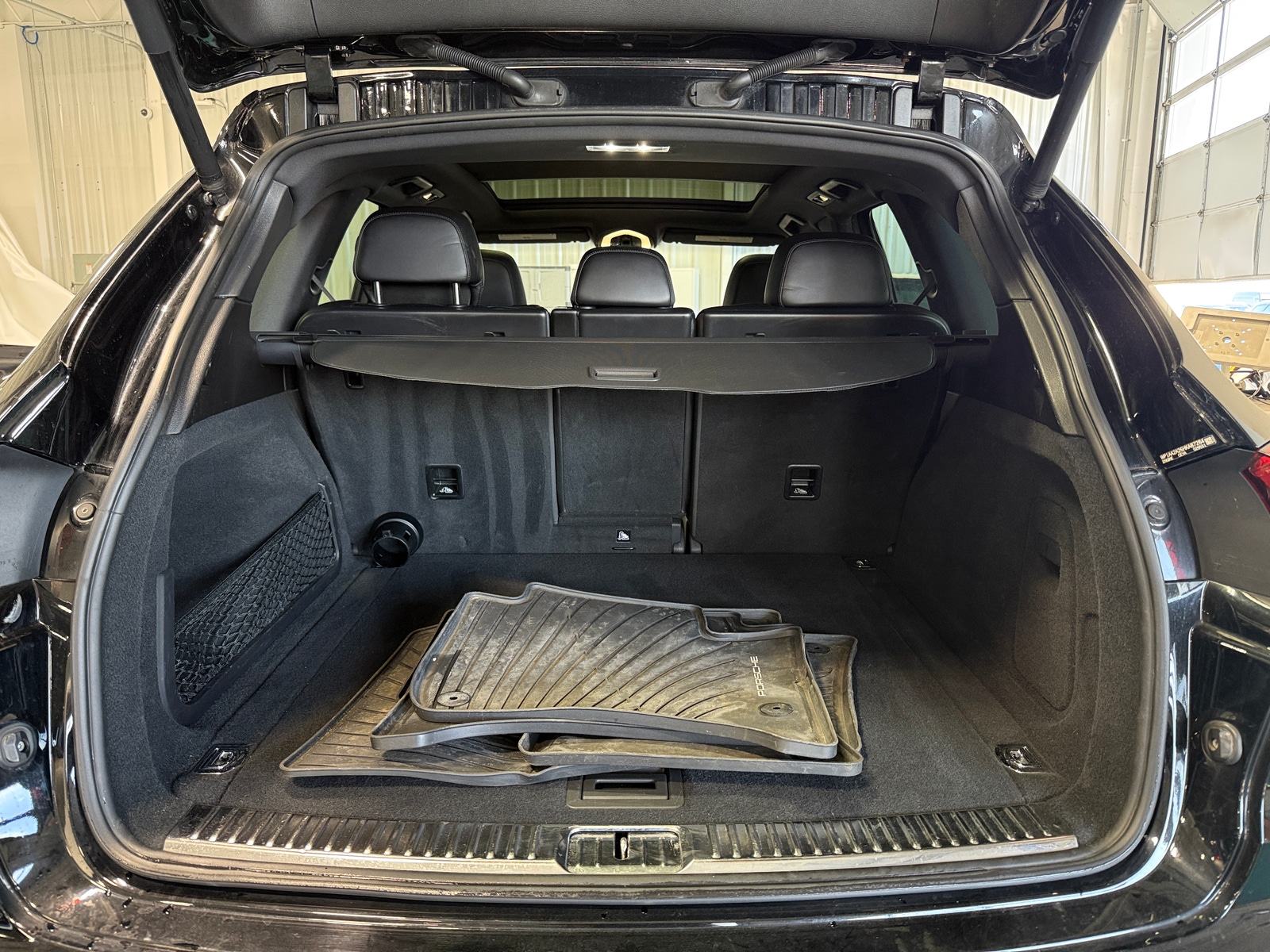 Thumbnail: 2017 Porsche Cayenne - 6