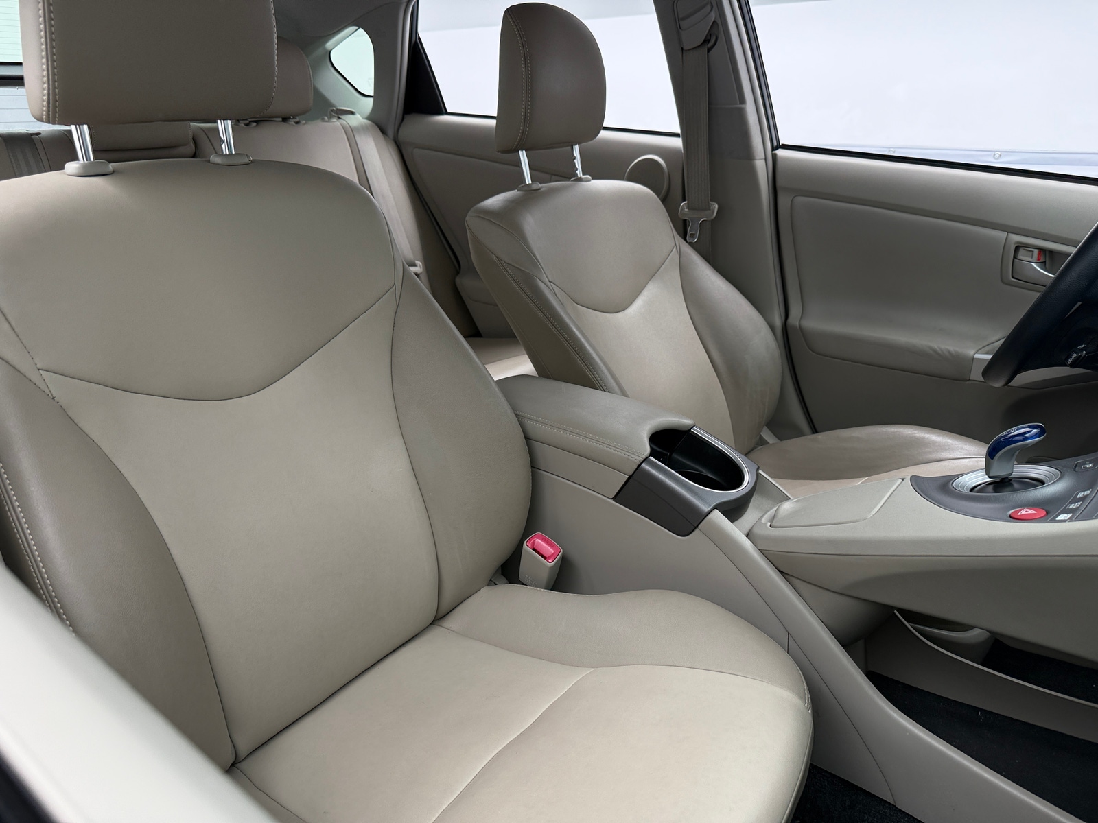 Thumbnail: 2013 Toyota Prius - 2