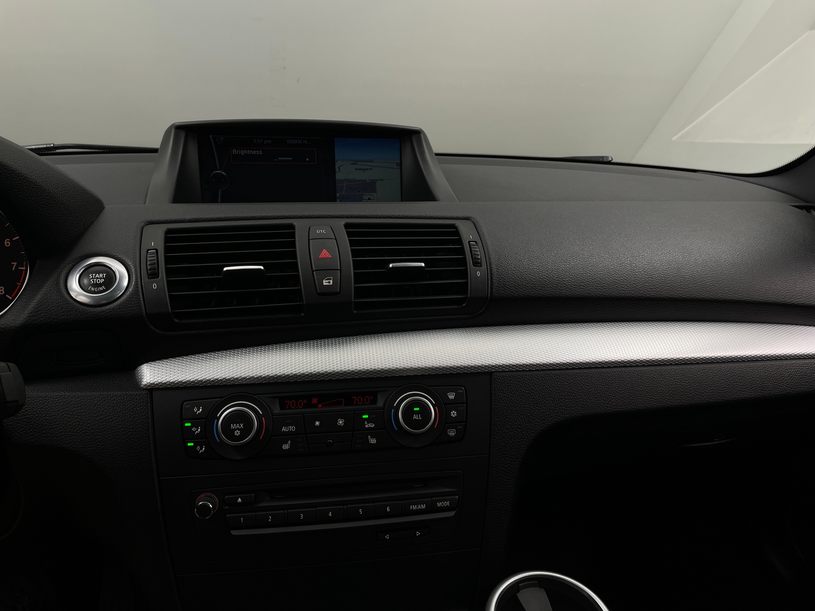 Thumbnail: 2011 BMW 1 Series - 2