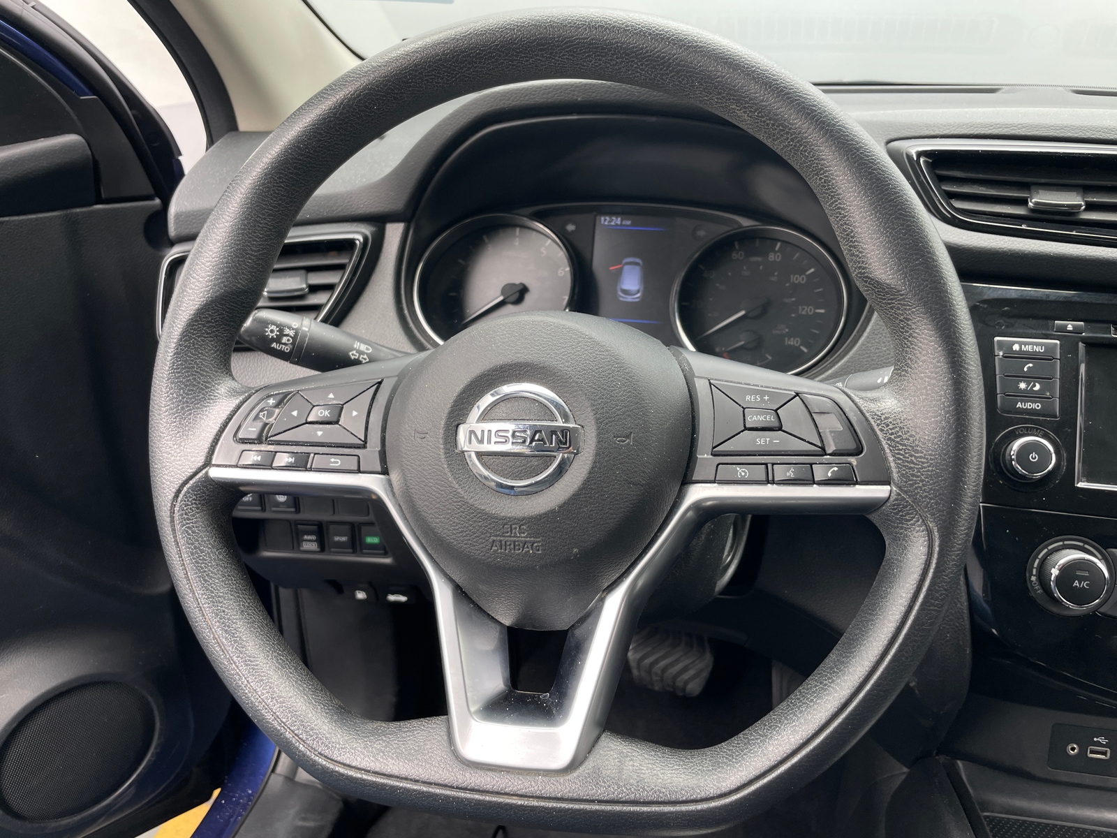 Thumbnail: 2020 Nissan Rogue Sport - 5