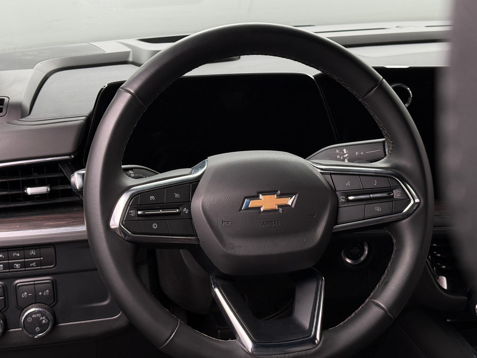 Thumbnail: 2025 Chevrolet Tahoe - 4