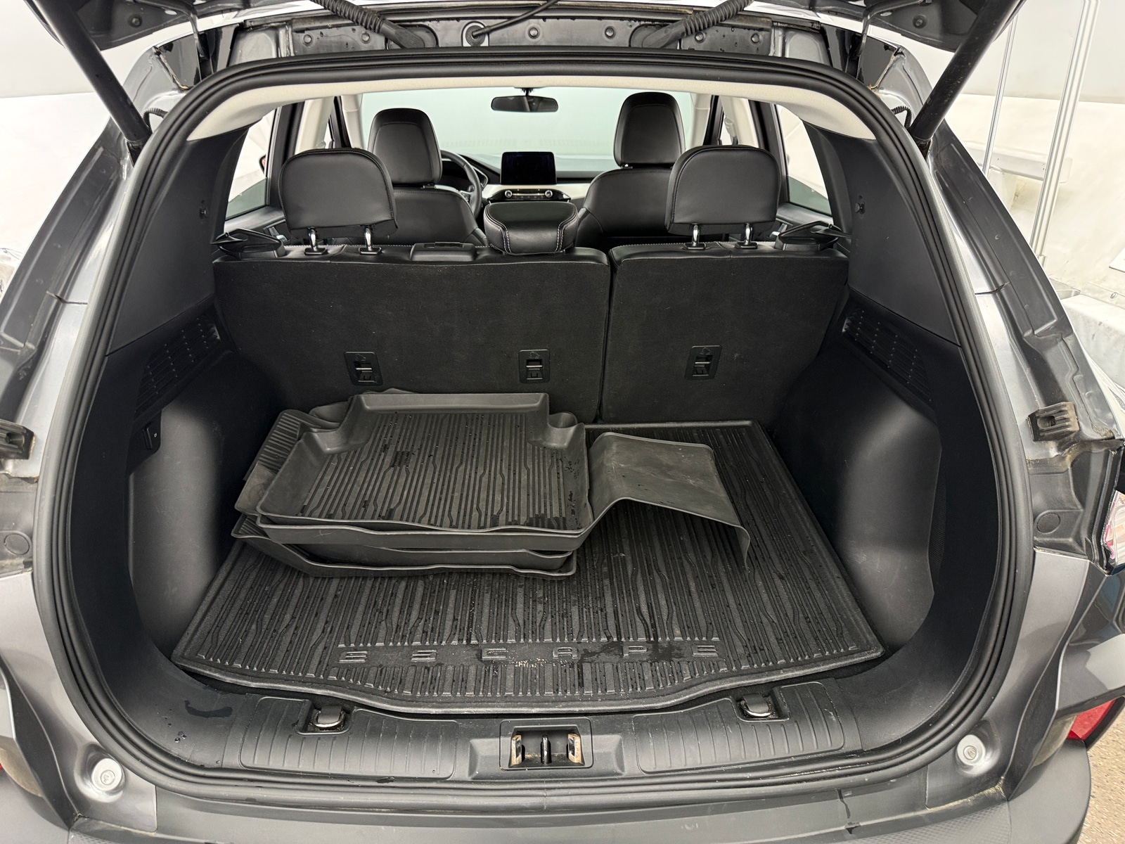 Thumbnail: 2022 Ford Escape - 6