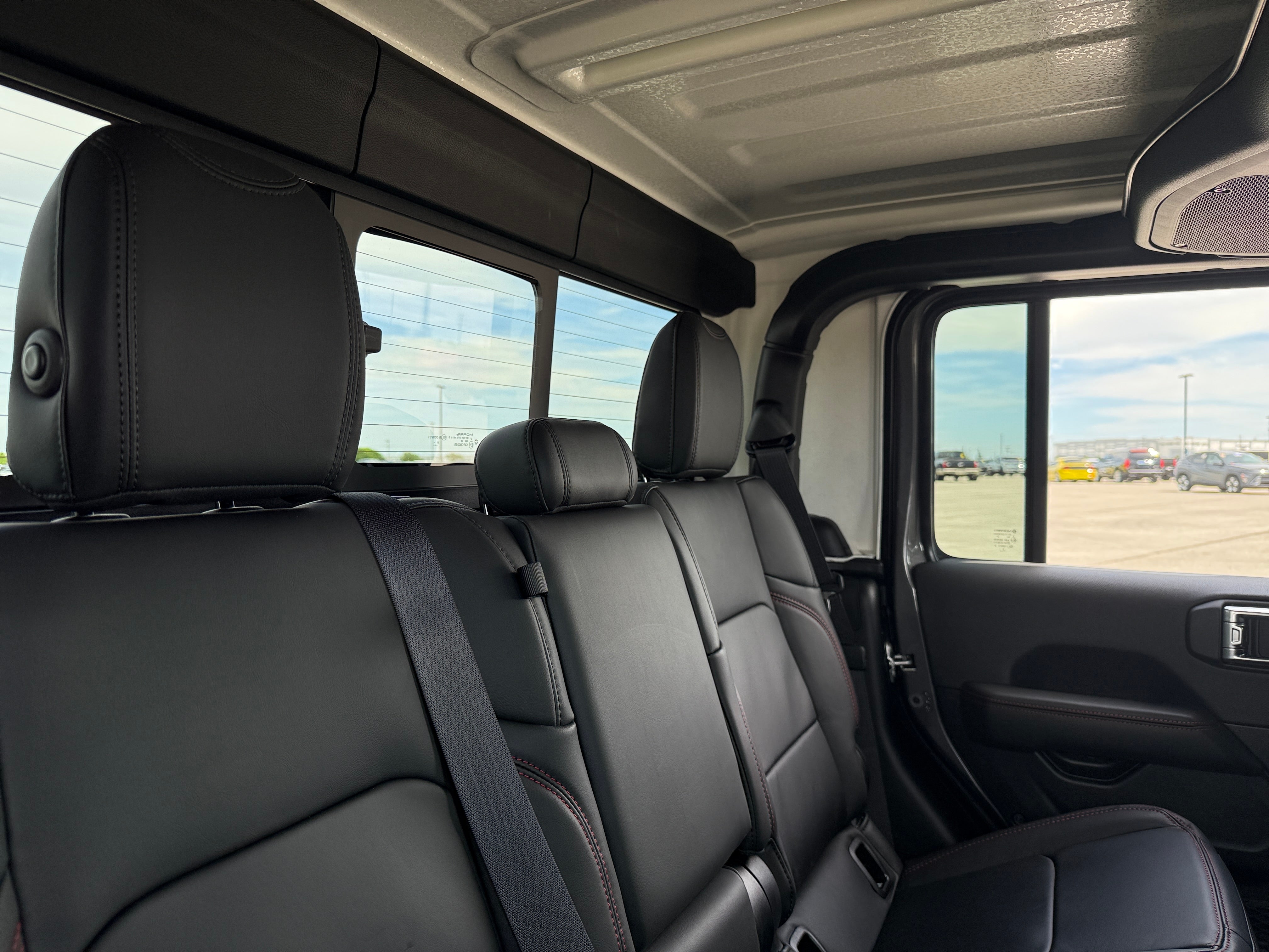 2026 Jeep Gladiator Rubicon Auto's photo