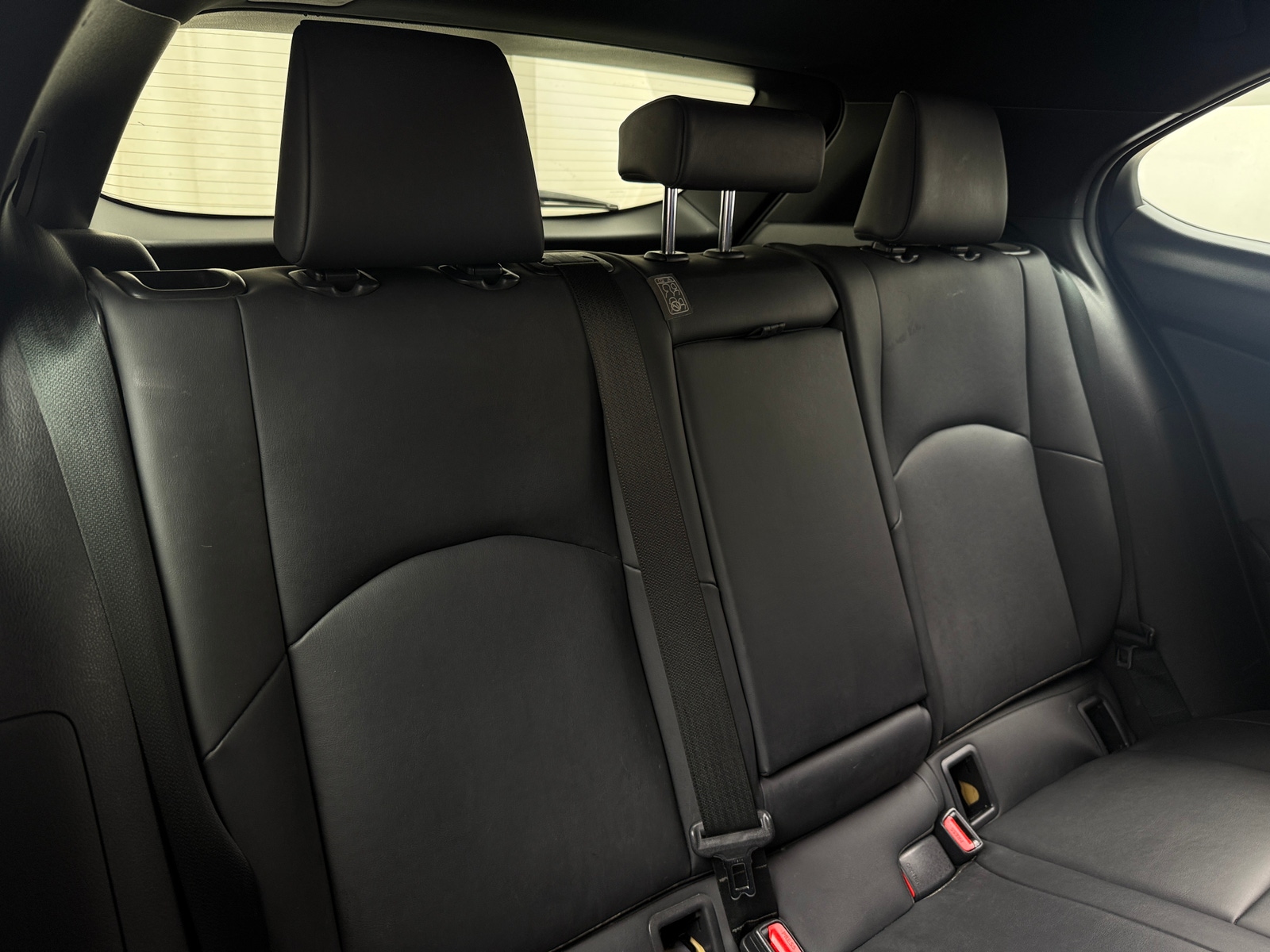 Thumbnail: 2024 Lexus UX - 5