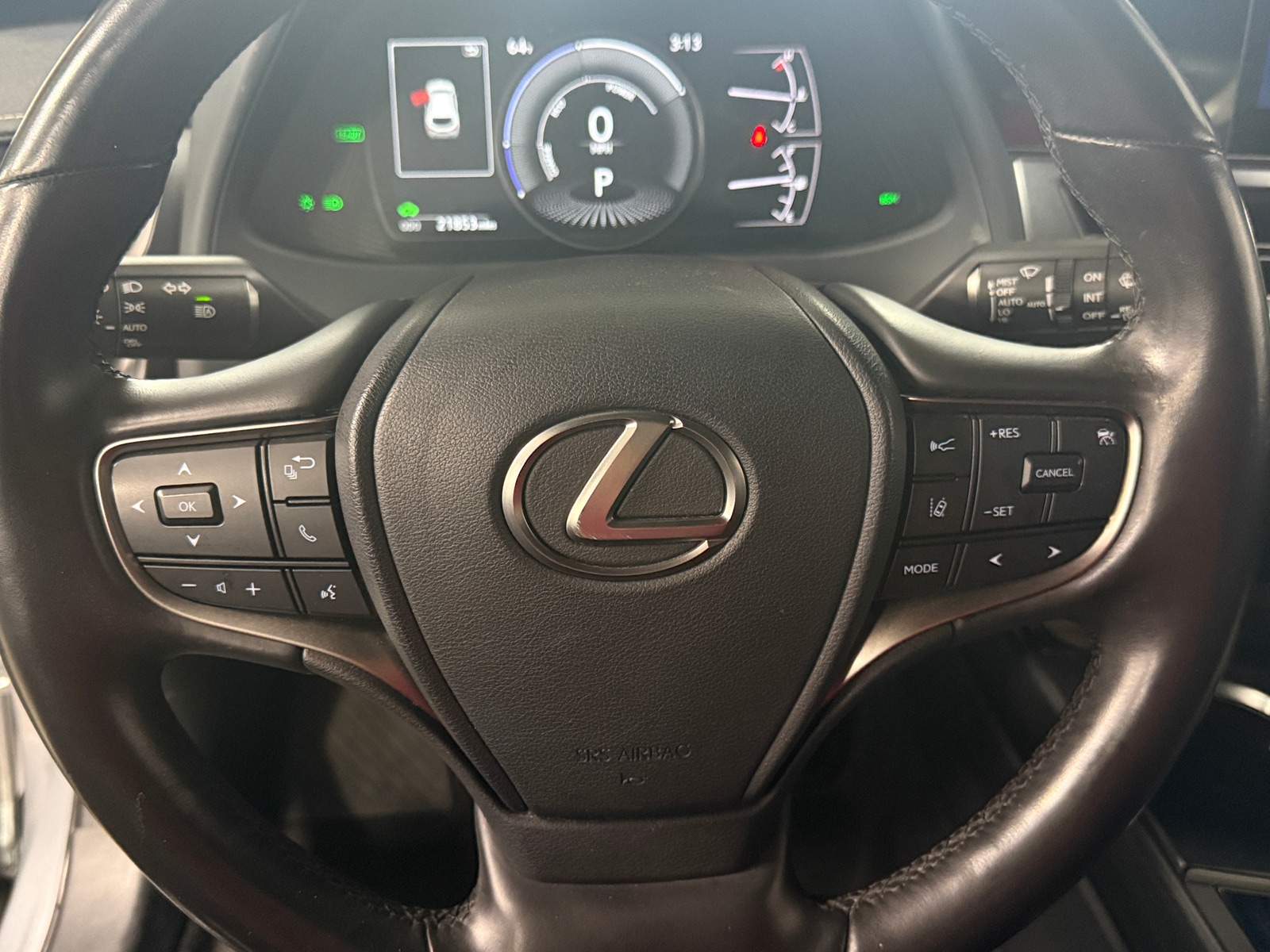 Thumbnail: 2024 Lexus UX - 4